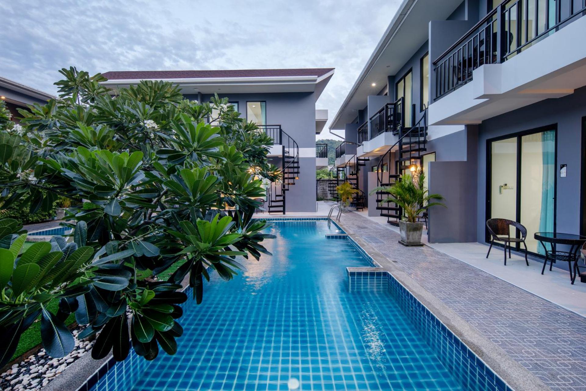 Hotel Chanakarn Pool Access Rawai