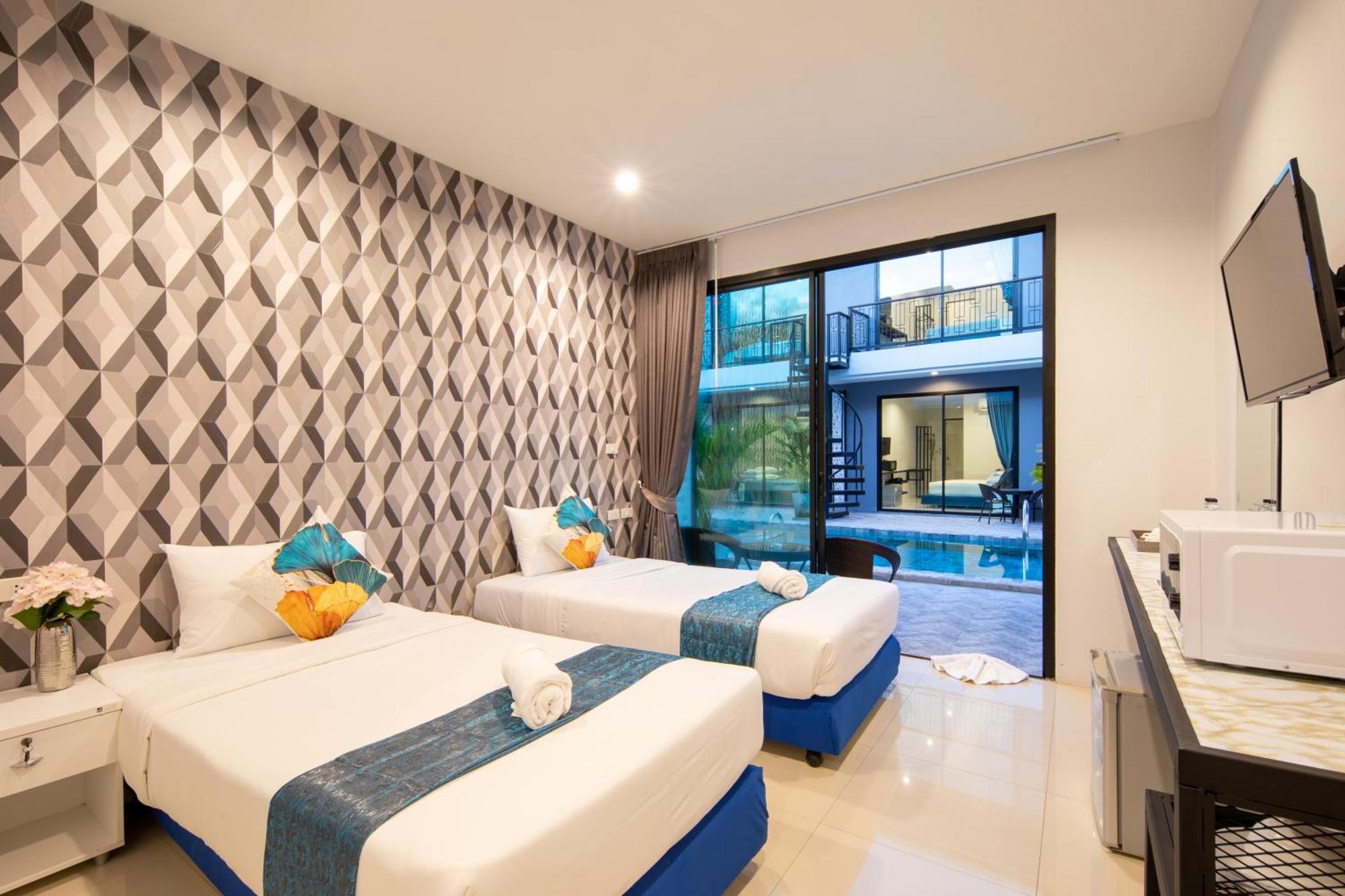 Chanakarn Pool Access Rawai Hotel 4*