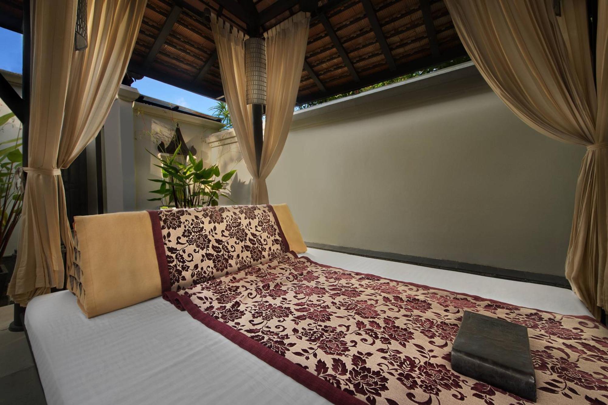 Hotel Marriott's Phuket Beach Club 5*