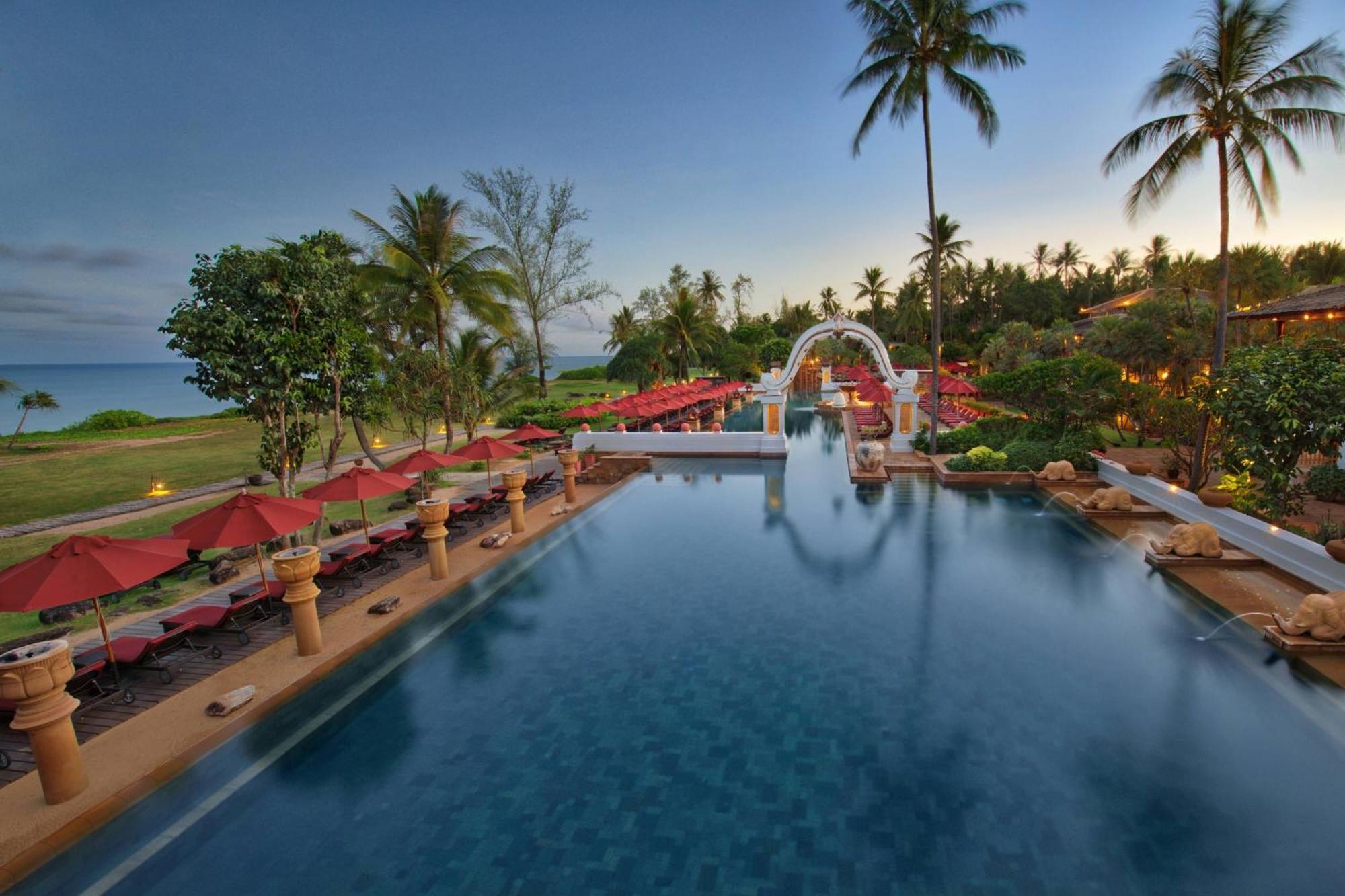 Hotel Marriott's Phuket Beach Club 5*