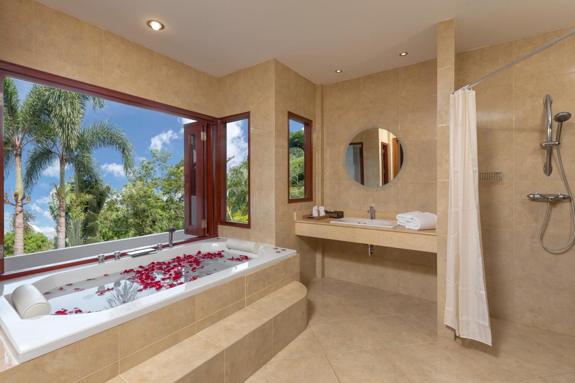 Hill Estate 6 * Patong