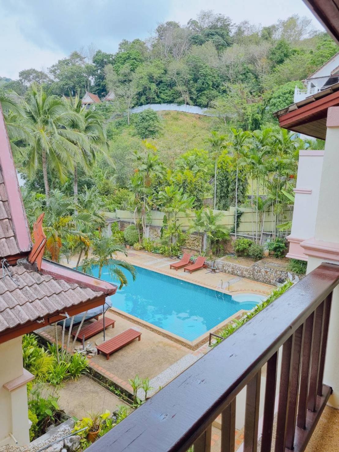 Interhouse By Haii Collection Pantai Kata