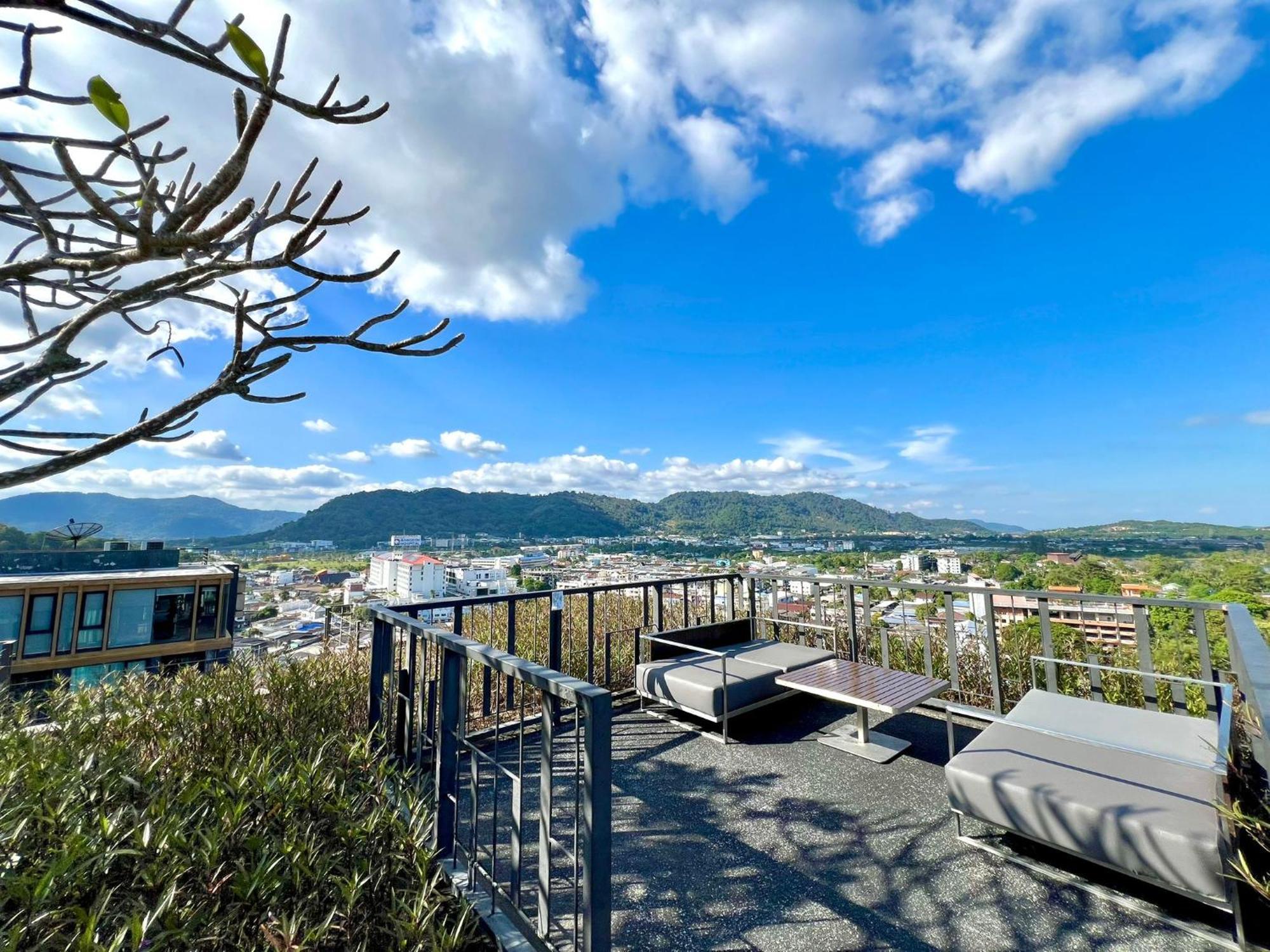 Apartment 1bedroom With Rooftop Infinity Pool - The Base Height Phuket *