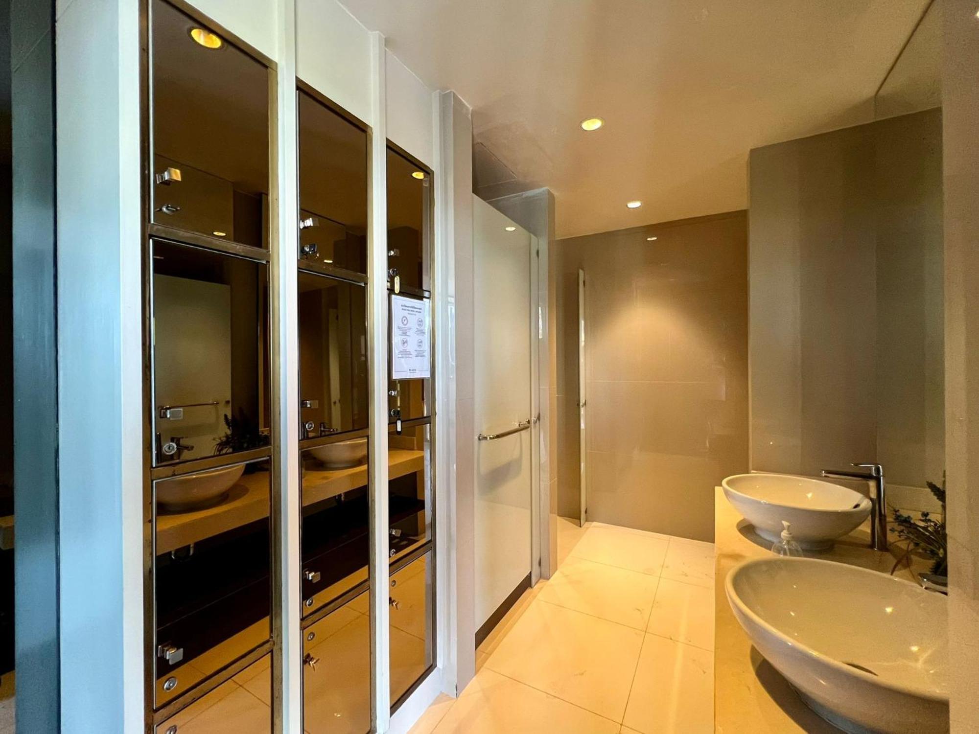 Apartment 1bedroom With Rooftop Infinity Pool - The Base Height Phuket Ban Sam Kong