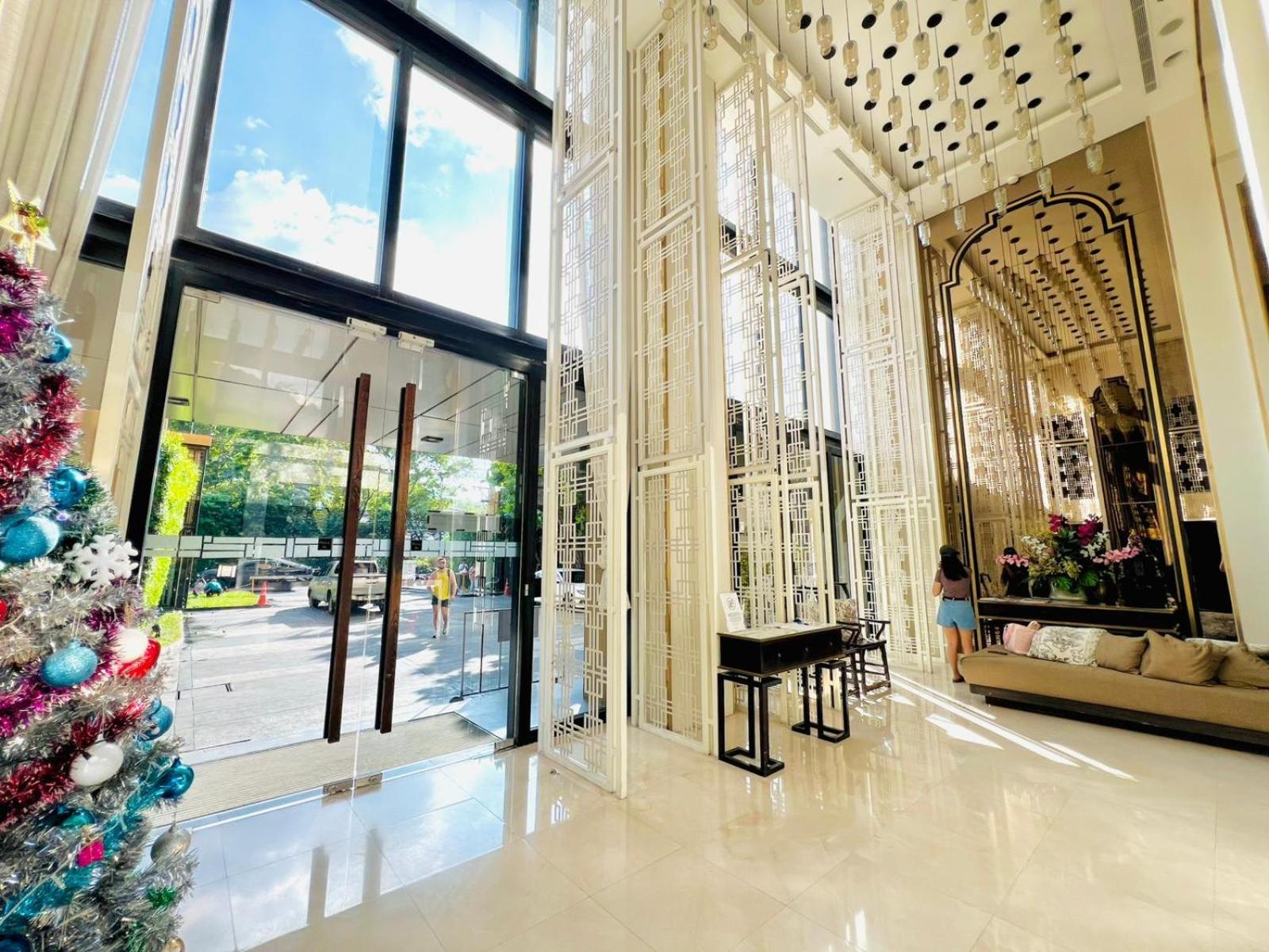 1bedroom With Rooftop Infinity Pool - The Base Height Phuket *