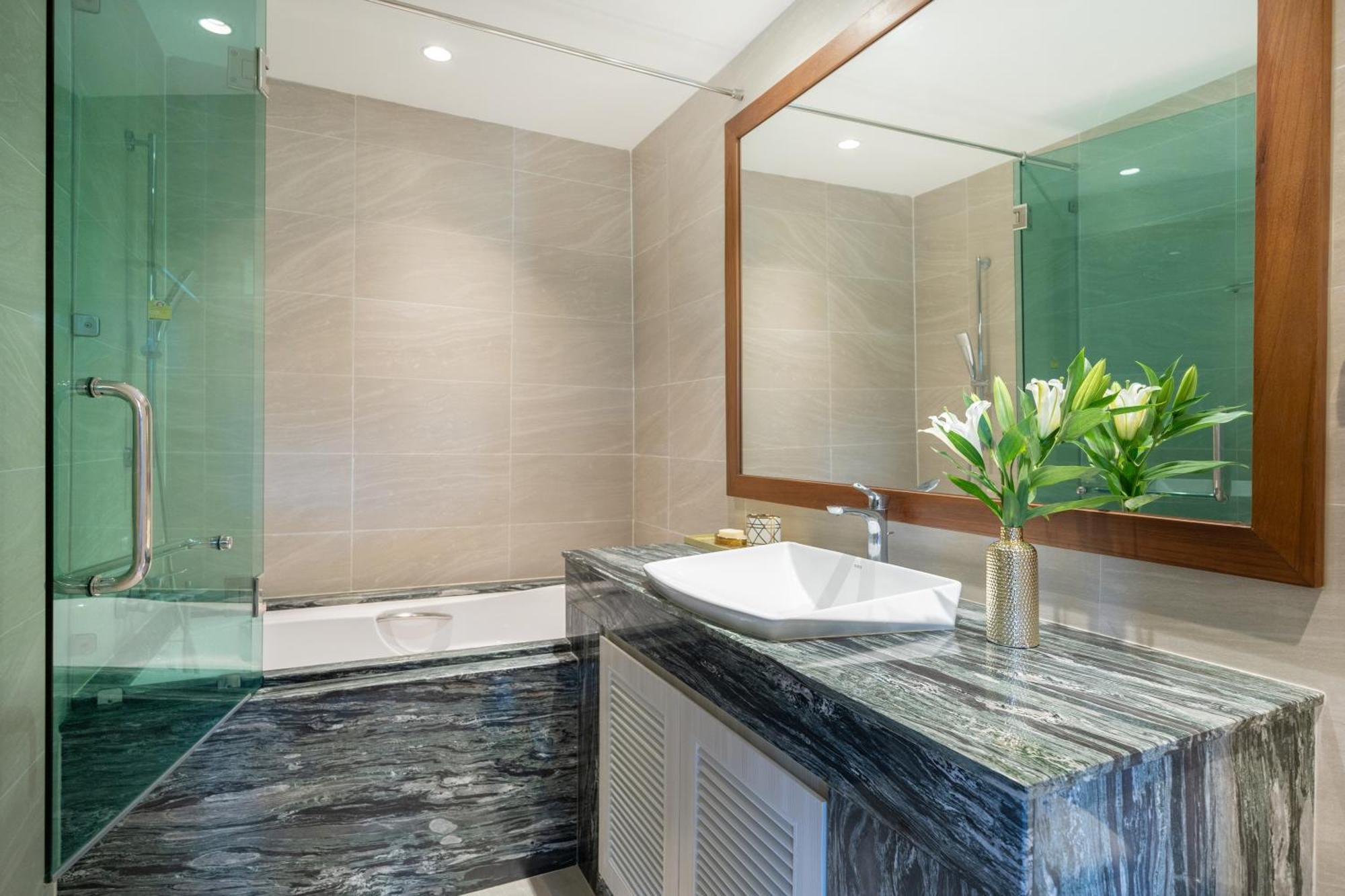 Angsana Laguna Phuket 2- Bedroom, With Pool Access *