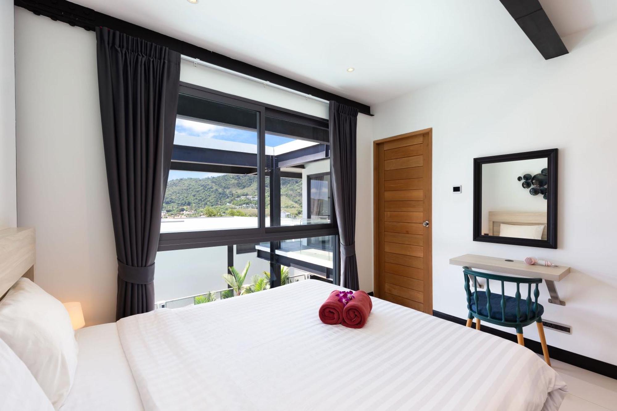 Villa Loft Style 4br Sunset Garden 4 With 12m Salt Water Pool, Near Naiharn Ban Saiyuan