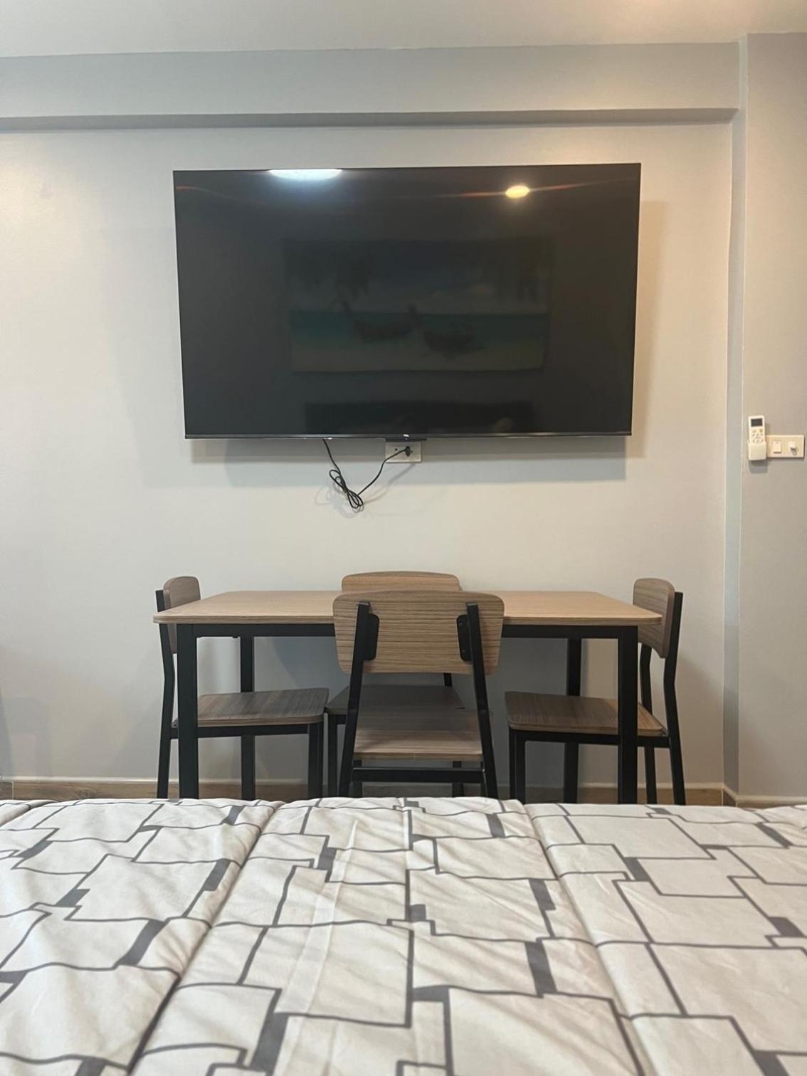 Apartment Family Condo: Spacious Two-bath With Full Kitchen *