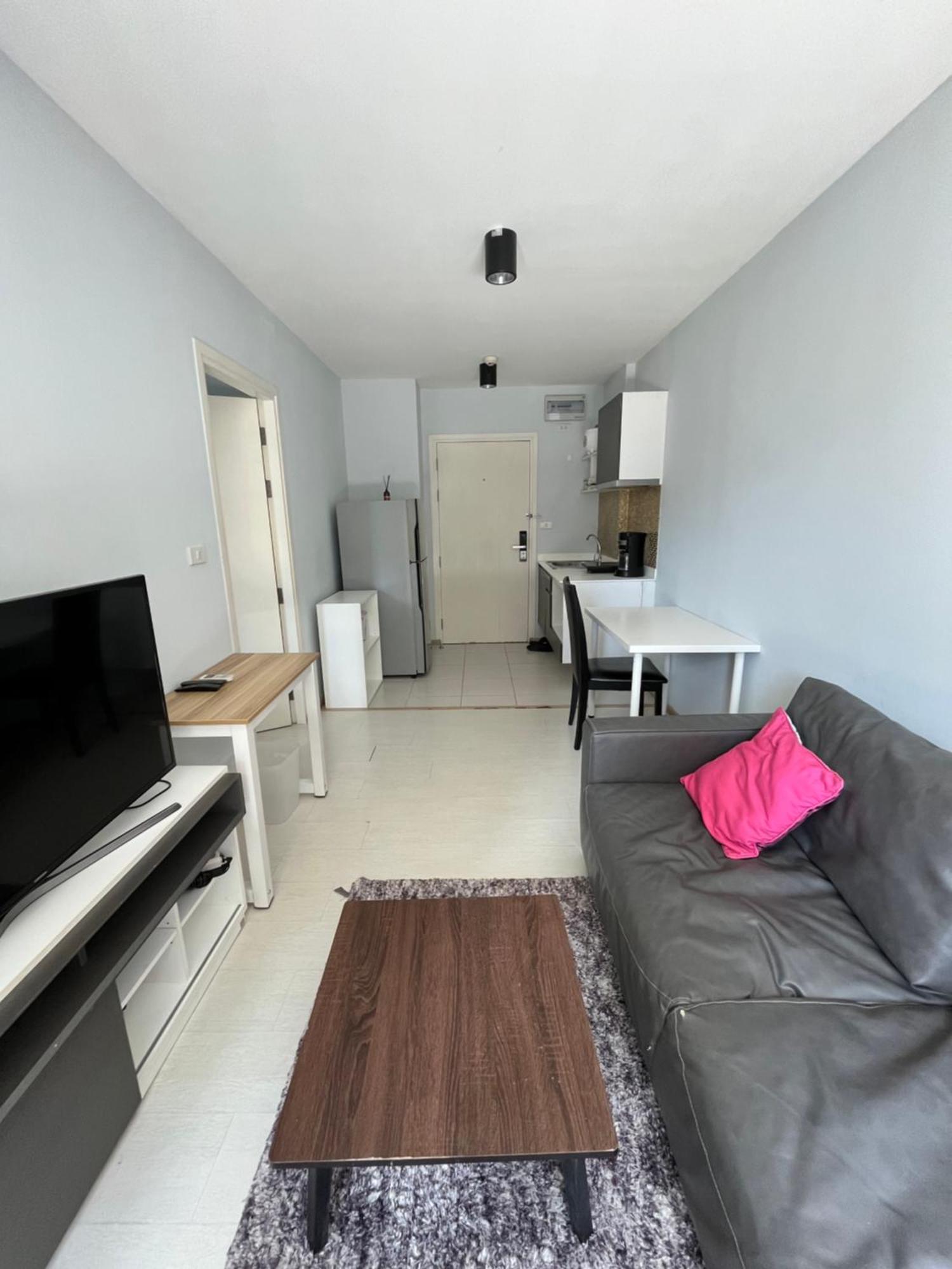 02nice Town Near Shopping Malls And Naka Night Market Phuket