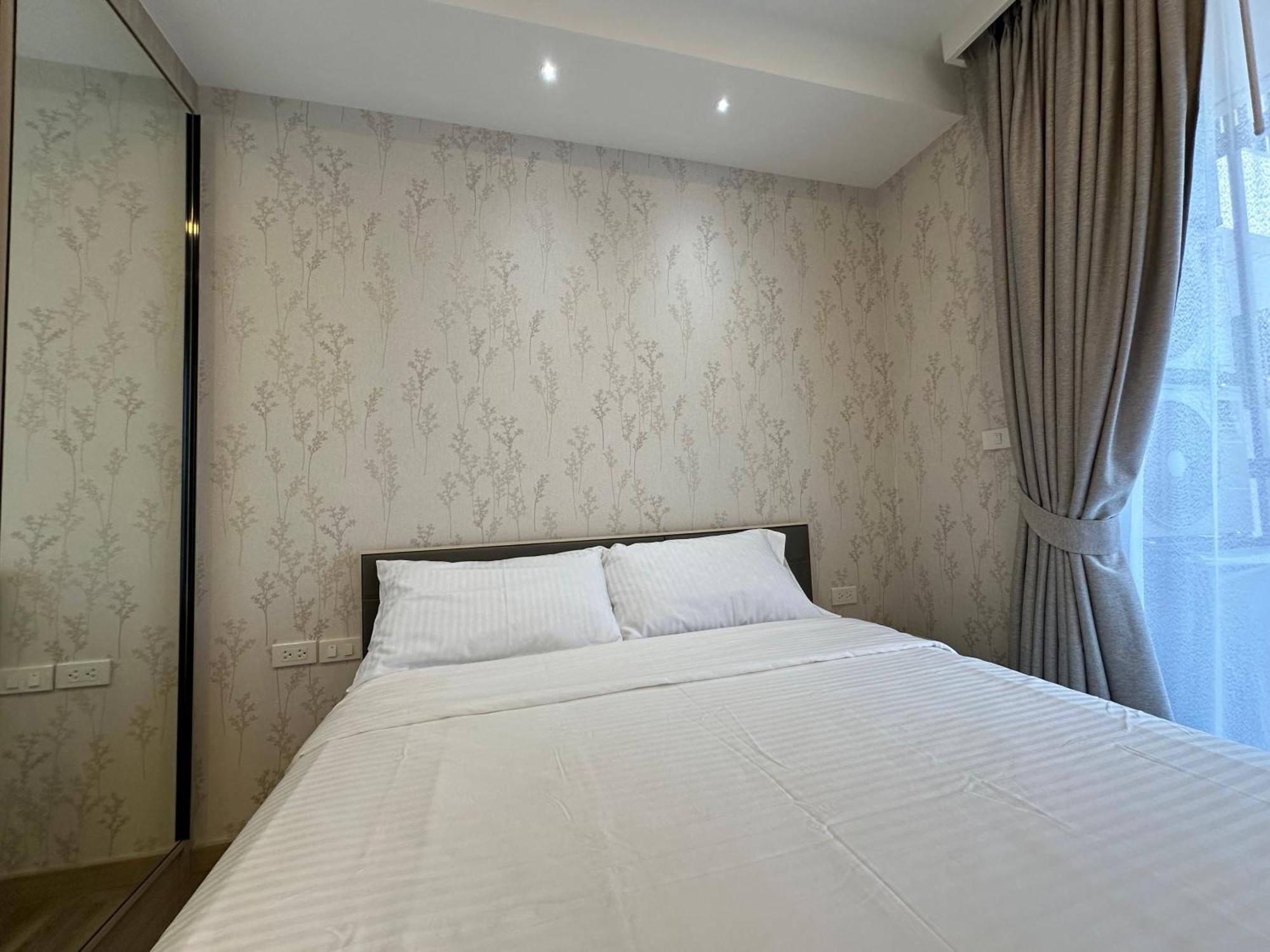 2 Bd Skypark *