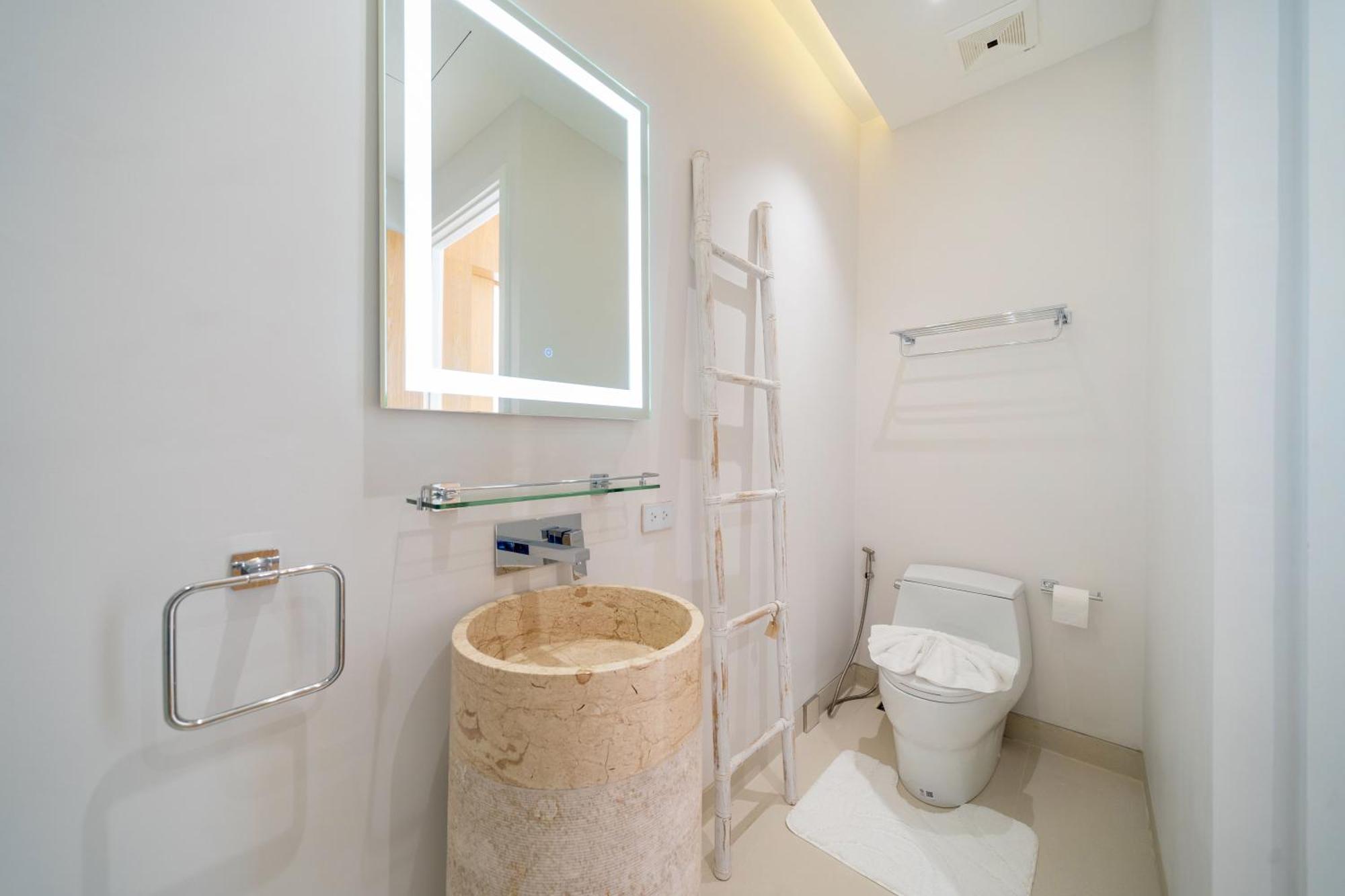 Exclusive New Build - Designer 3br Pool In Prestigious Luxpride 4 L7