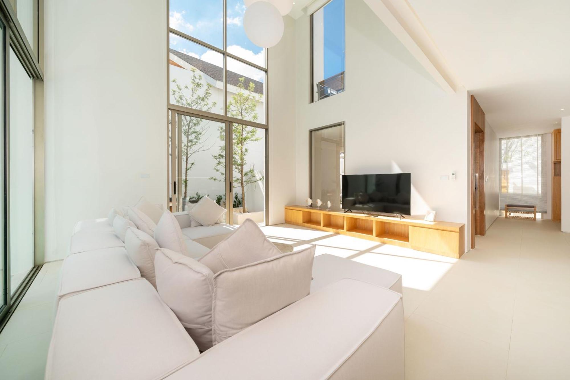 Exclusive New Build - Designer 3br Pool In Prestigious Luxpride 4 L7