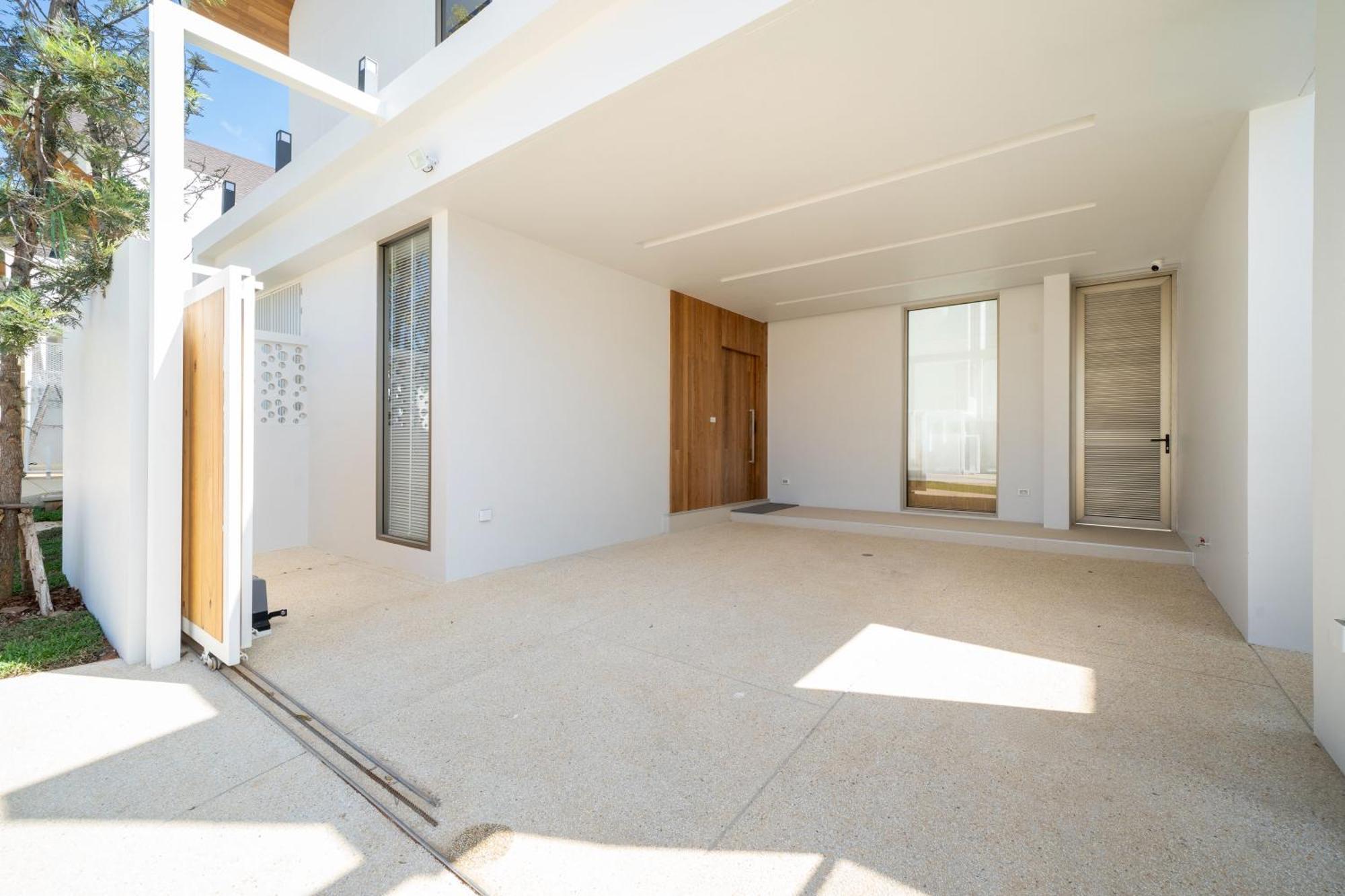 Exclusive New Build - Designer 3br Pool In Prestigious Luxpride 4 L7 Villa