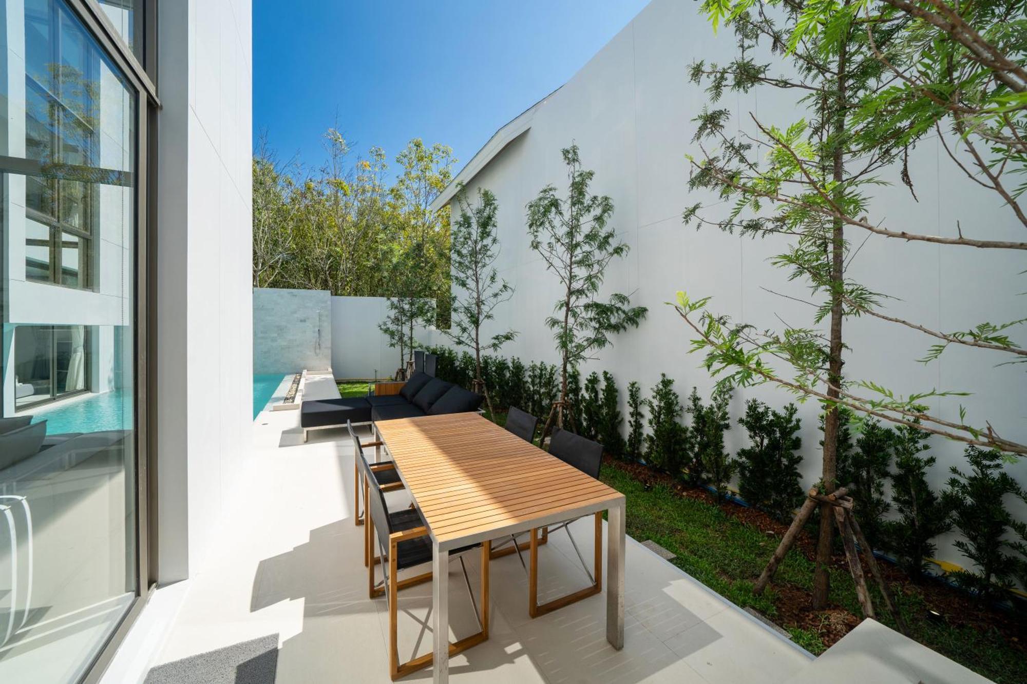 Exclusive New Build - Designer 3br Pool In Prestigious Luxpride 4 L7