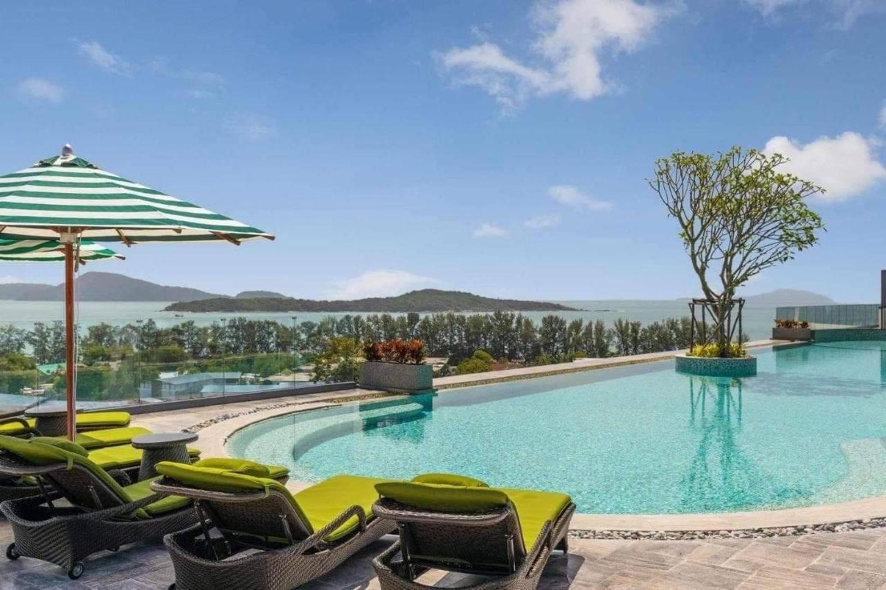 Avec Piscine Aparthotel *