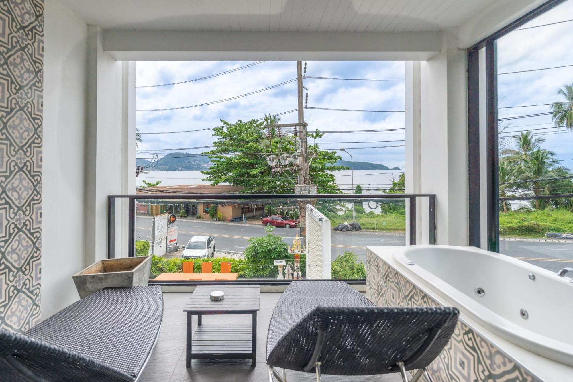 Sea Phuket Sha Hotel 4*