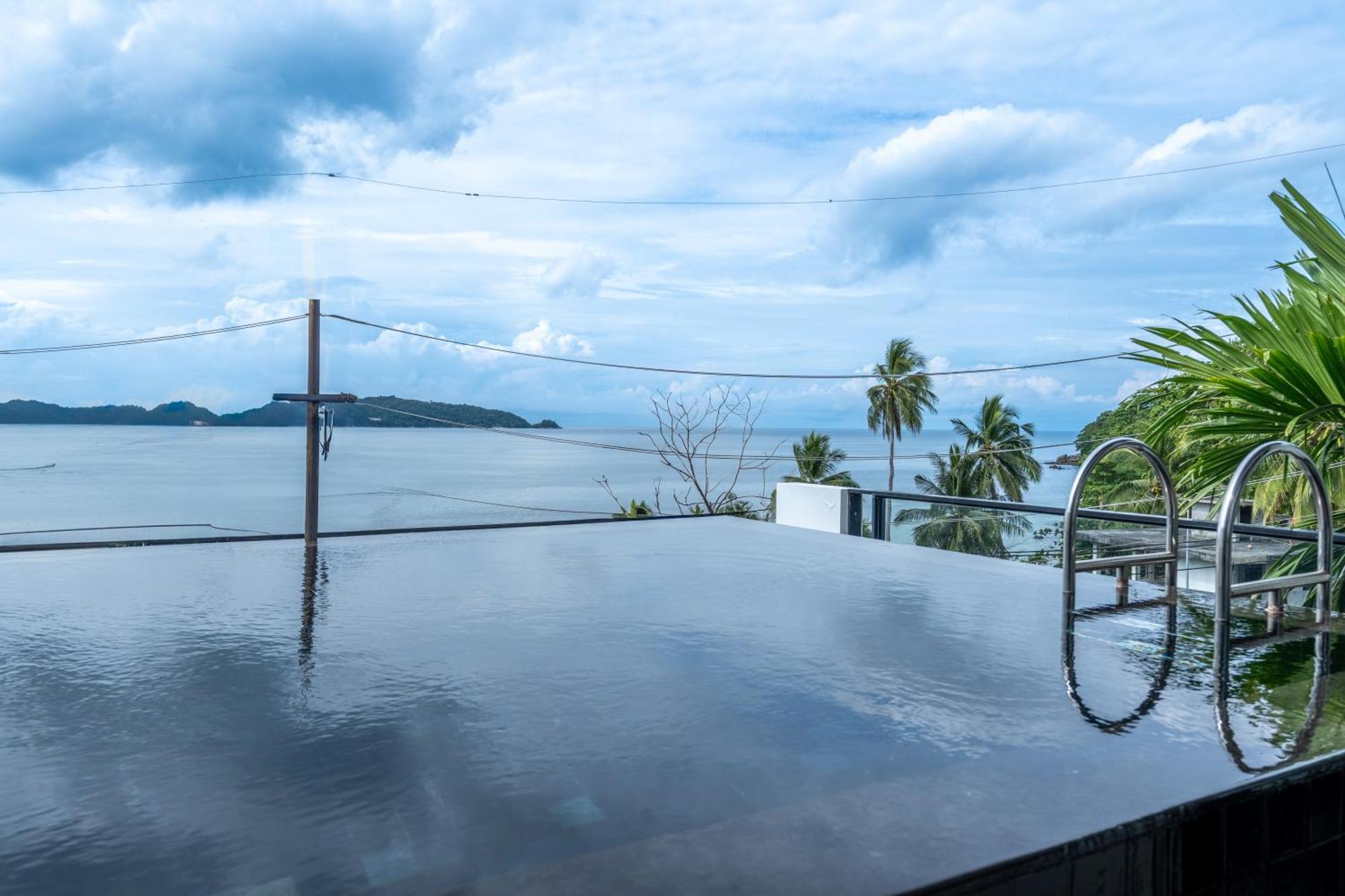 Sea Phuket Sha Hotel 4*