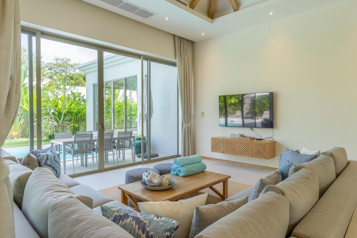 Trichada Breeze, 4-br Newly Renovate & Spacious, 15 Min To Layan Villa Thalang