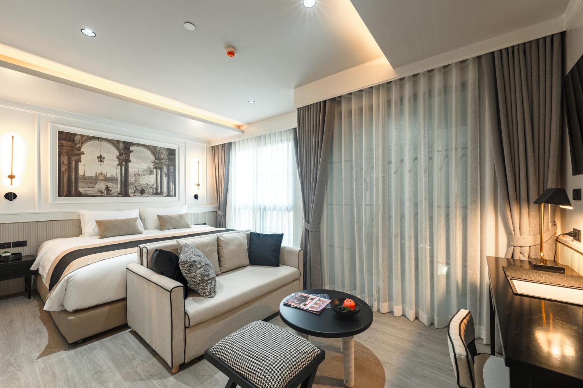 Chateau Du Village Hotel Patong