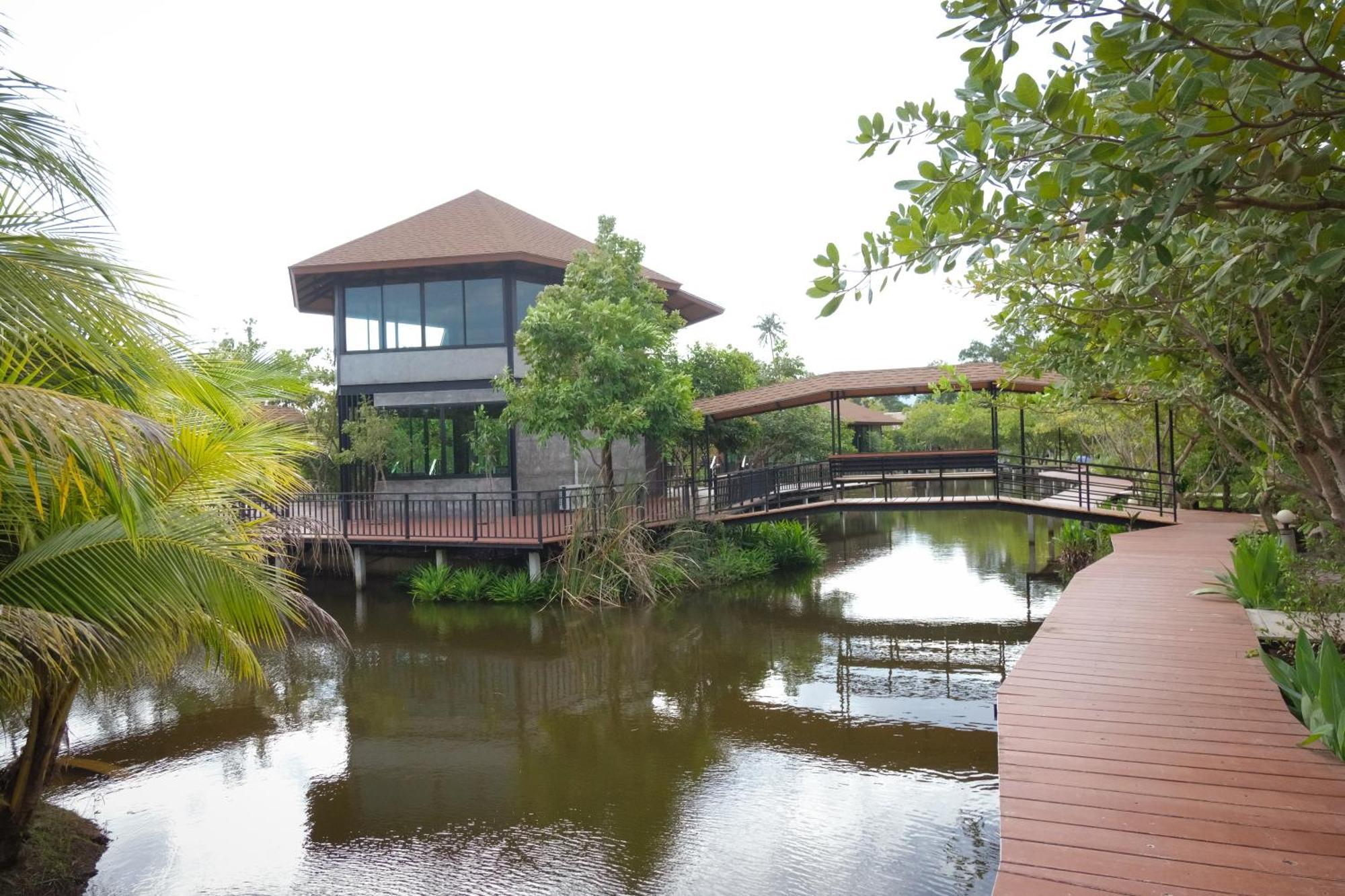 The Secret Lagoon Hotel 3*