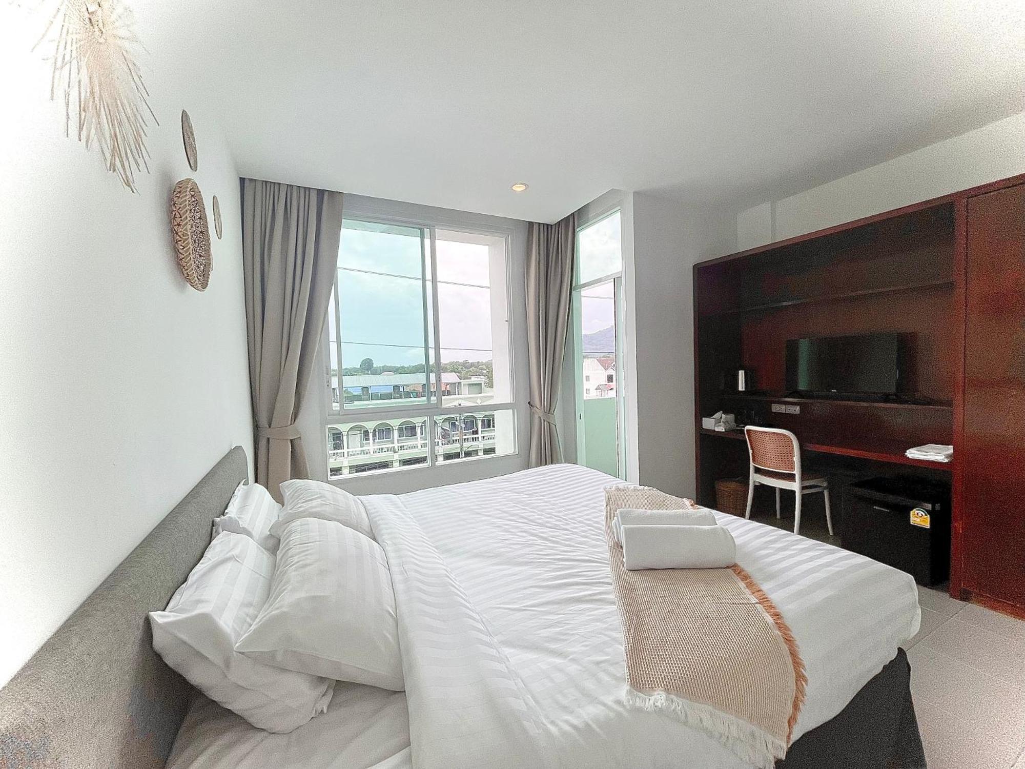 Investing In Phuket Hostel *