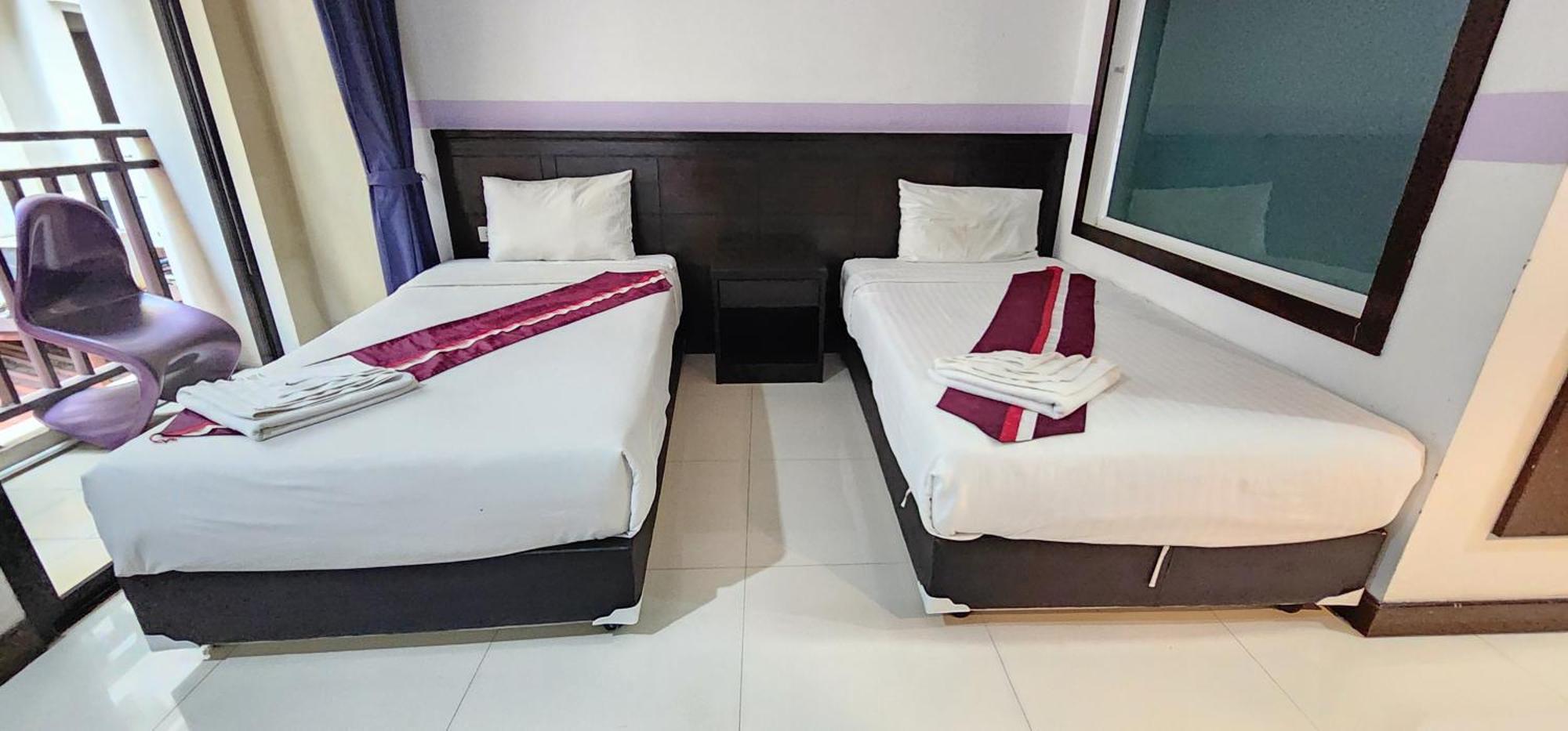 D C 3* Patong