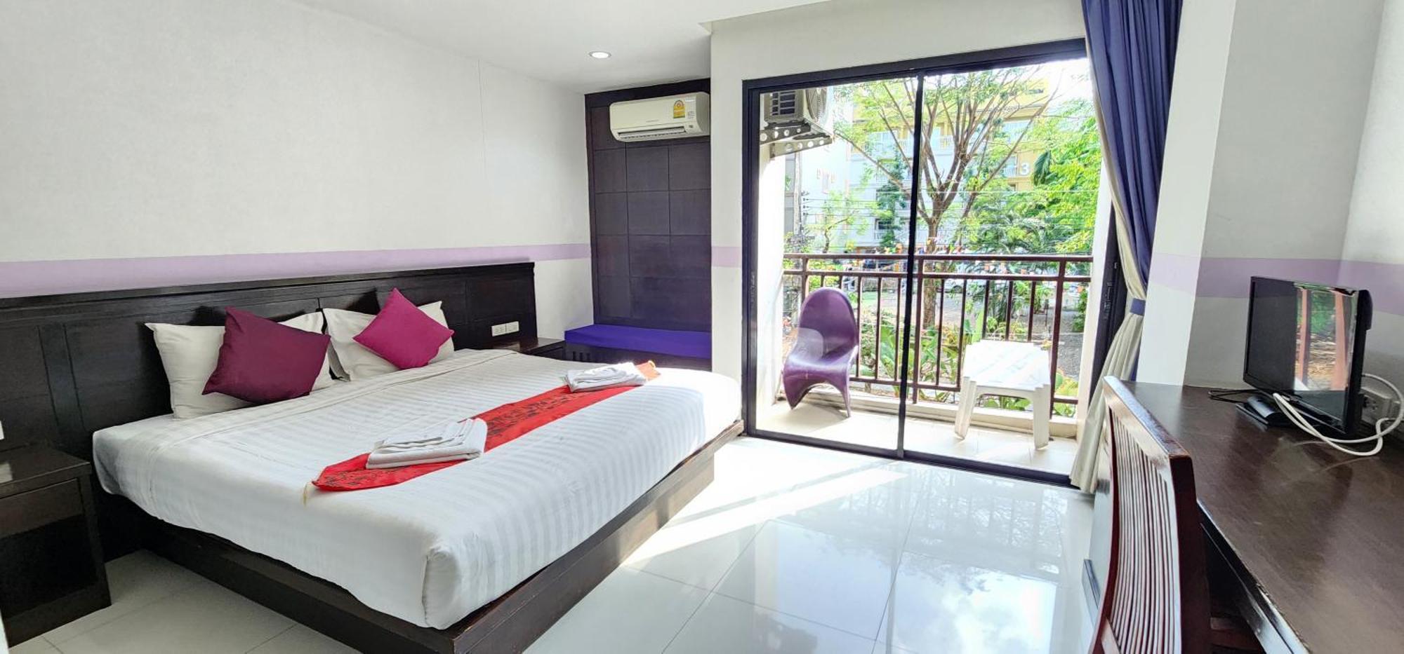 Hotel D C Patong