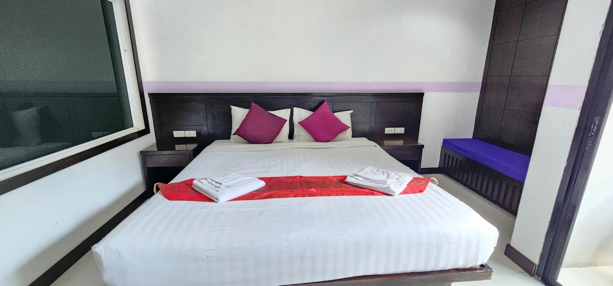 D C Hotel