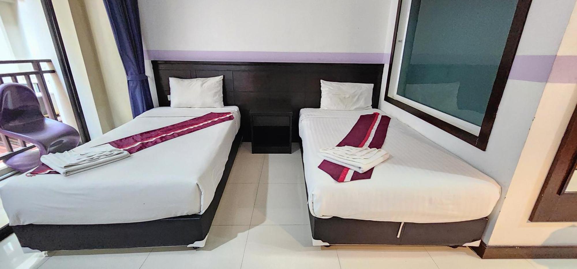 D C Hotel 3*