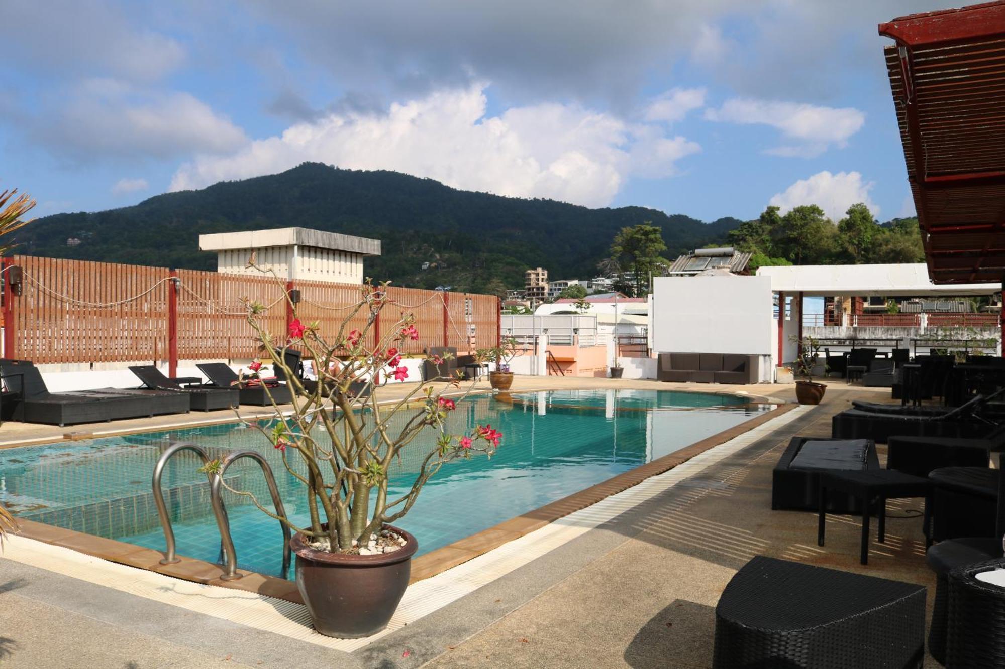 Diamond Crown Hotel