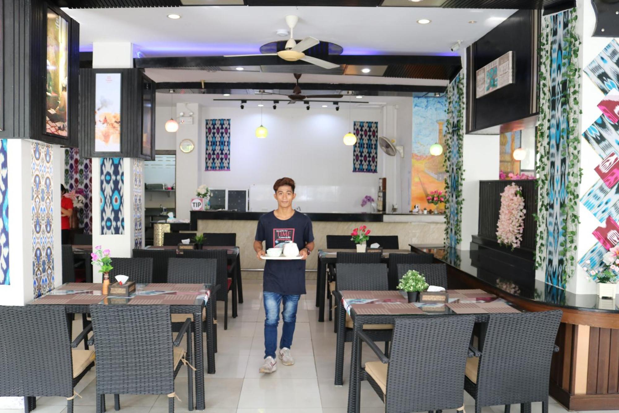Diamond Crown Patong