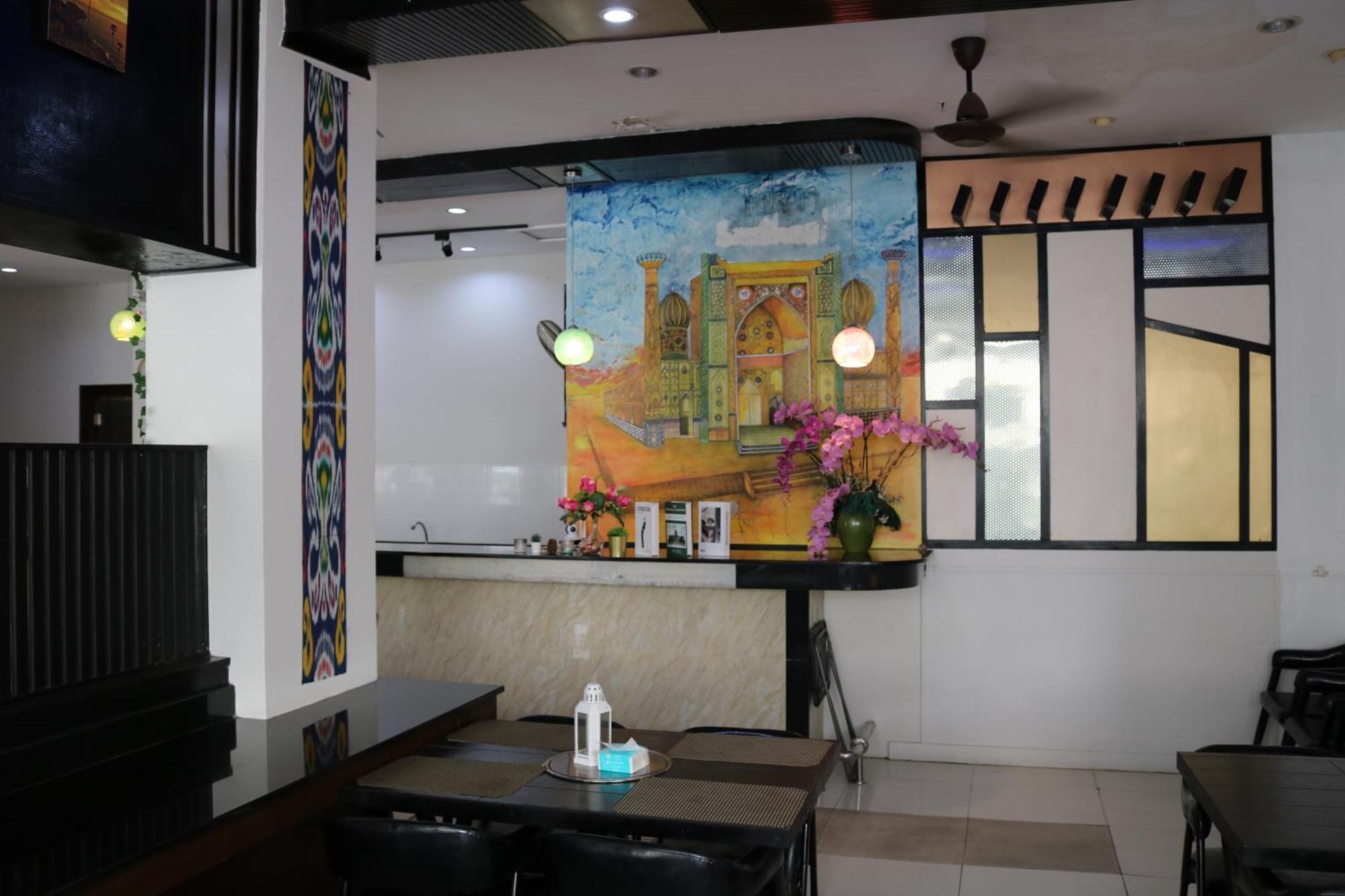 Hotel Diamond Crown 3*