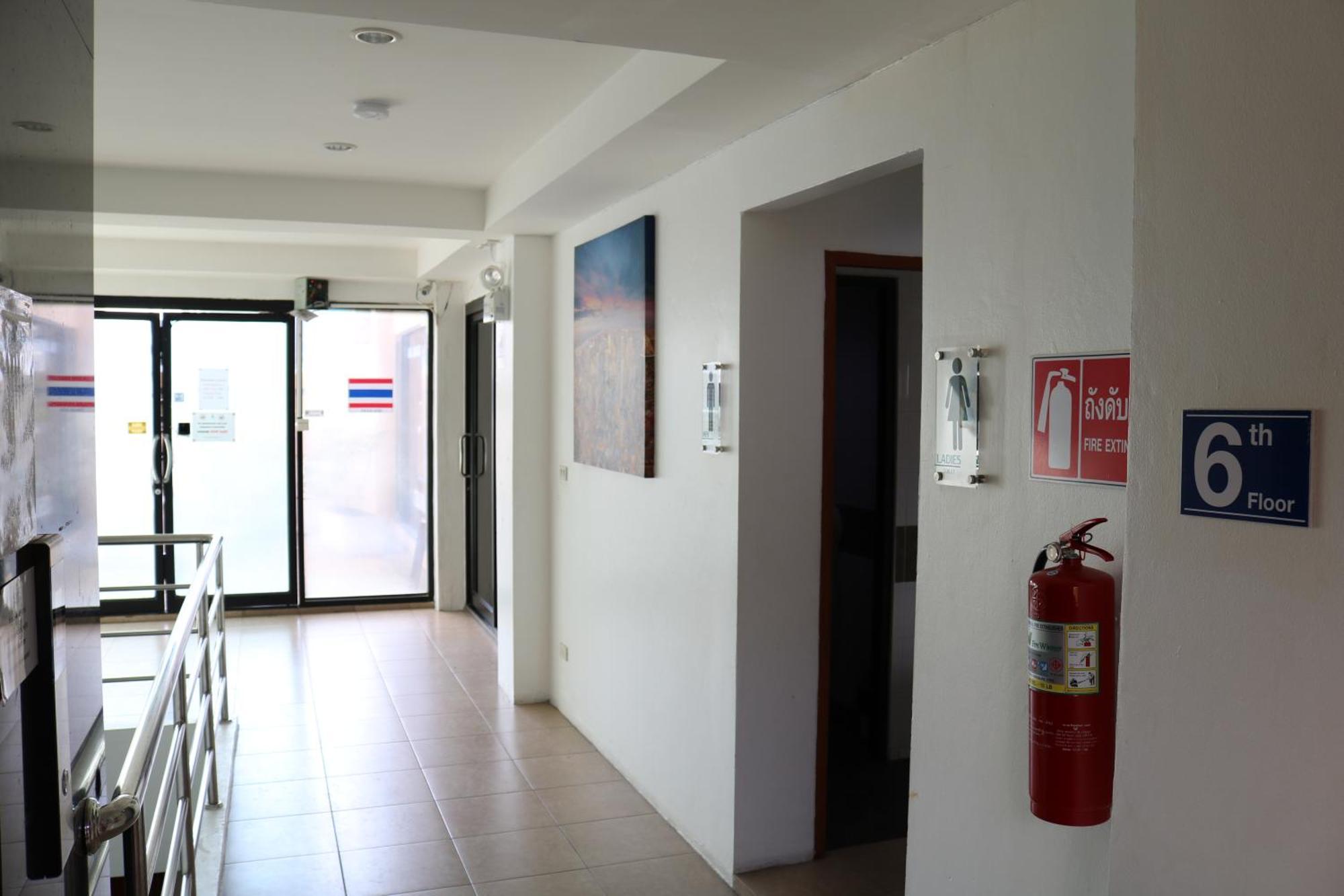 Diamond Crown Hotel 3*