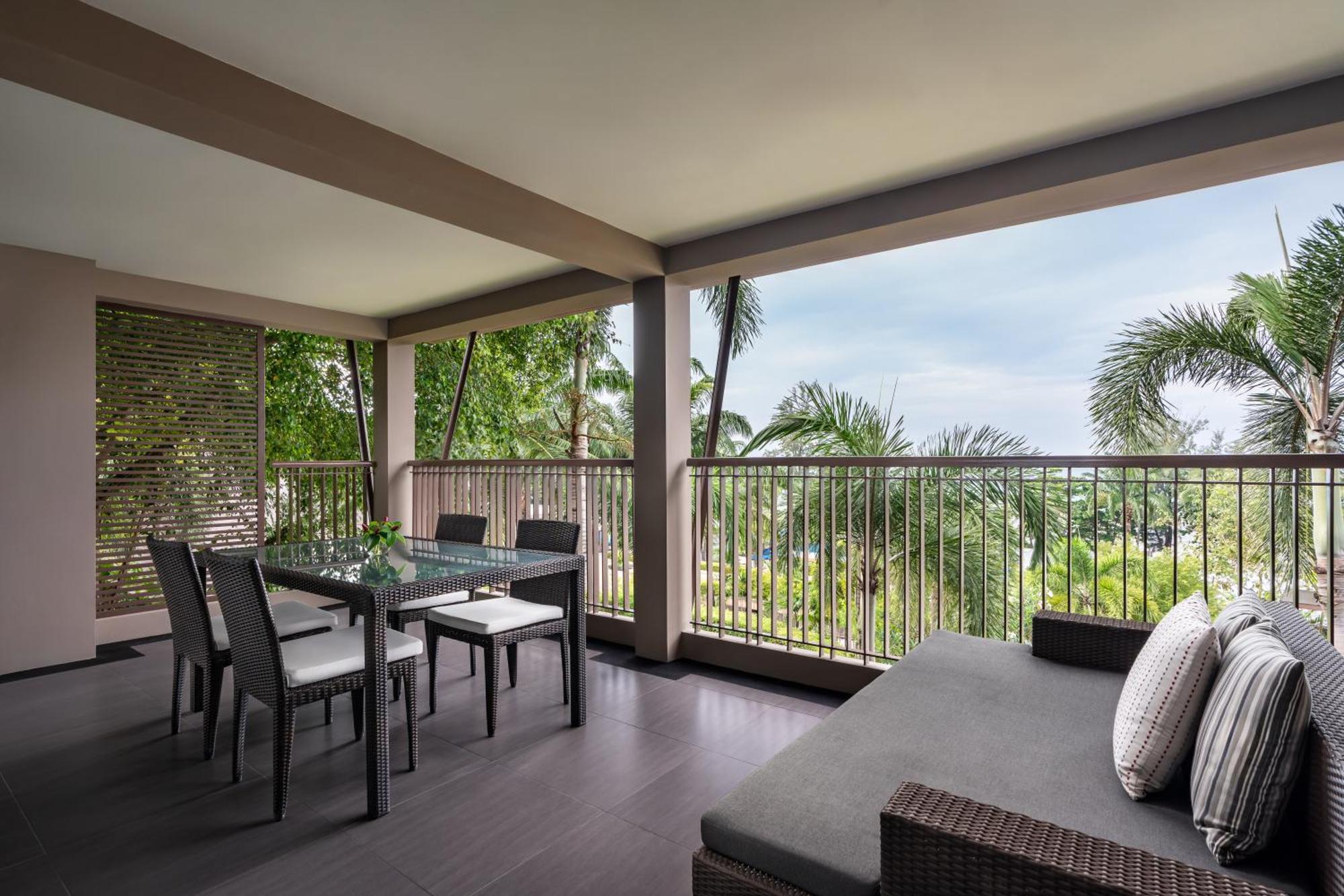 Hotel Hyatt Regency Phuket - Sha 5*