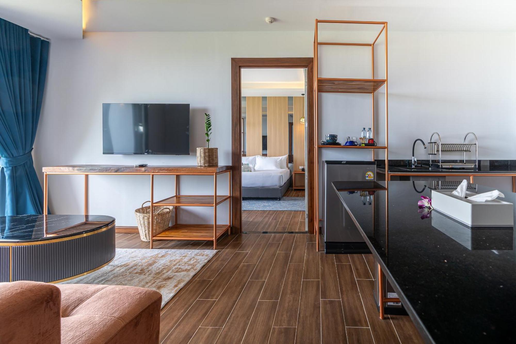 Hotel The Blue 3*