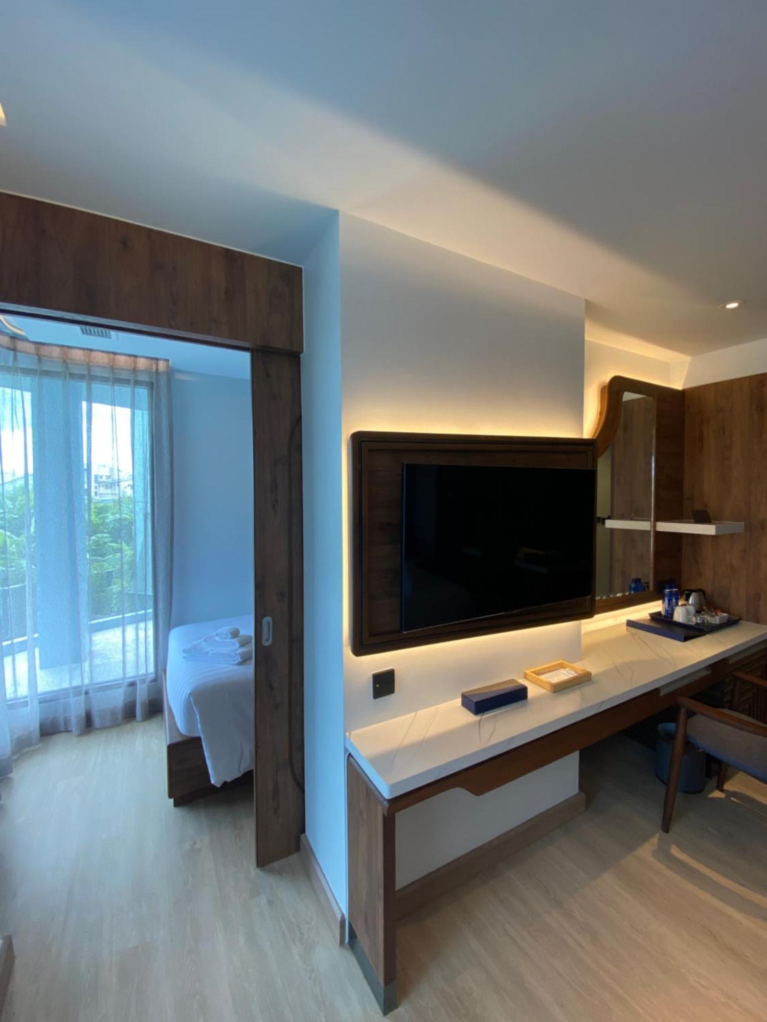 The Oceanic Sportel - Sha Extra Phuket