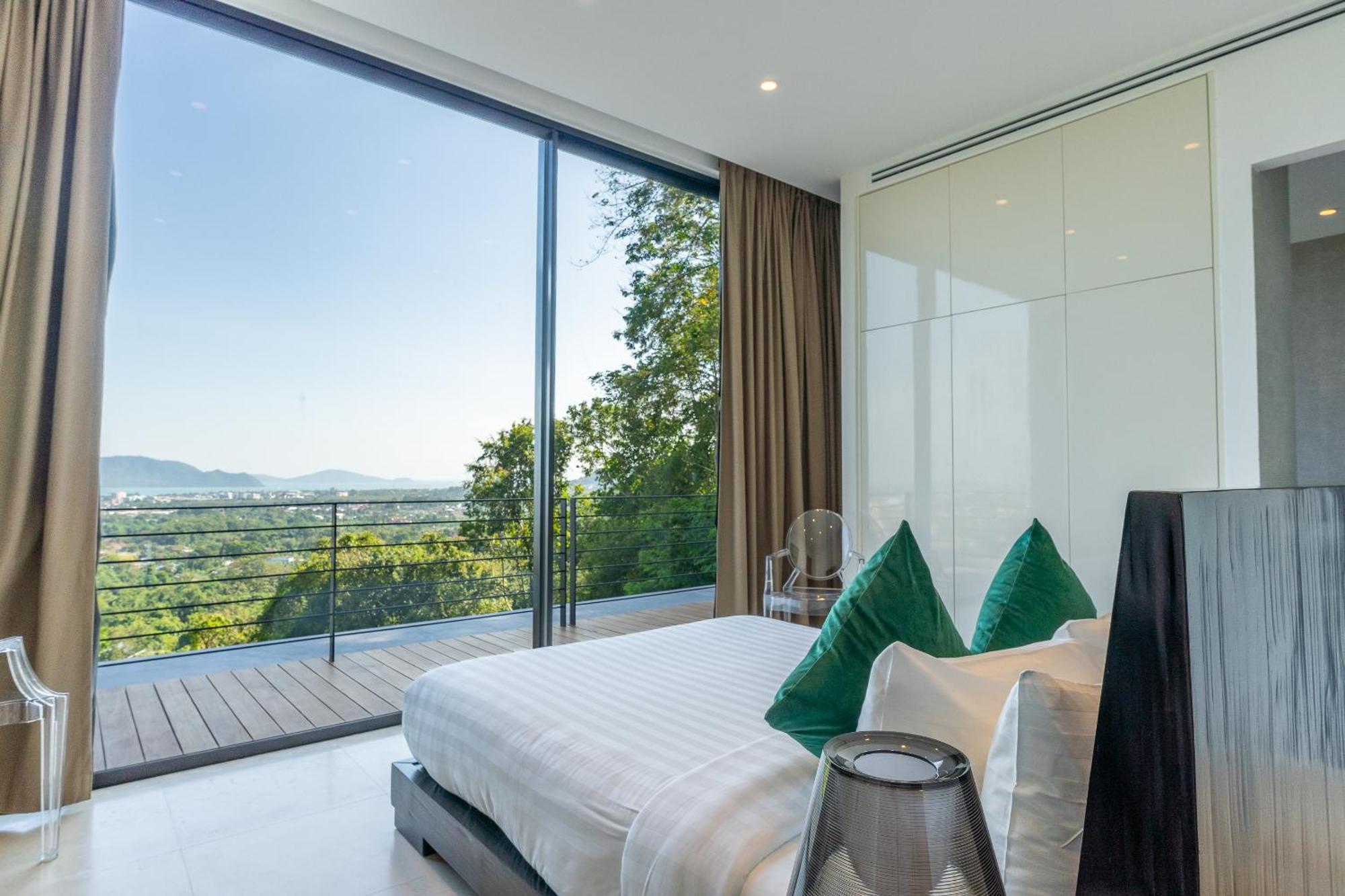 Maan Ingfah 5br Hilltop Pool With Panoramic Chalong Bay Views Villa