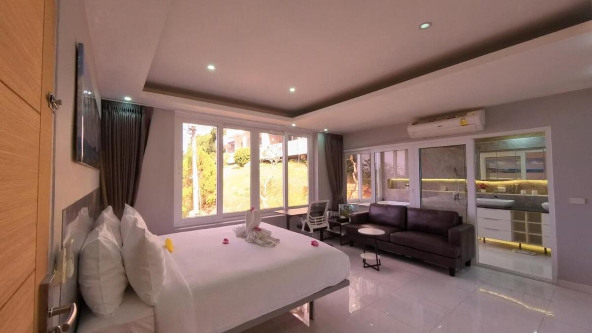 Sawansa 33a 400m2 Luxury Seaview Pool Near * Patong