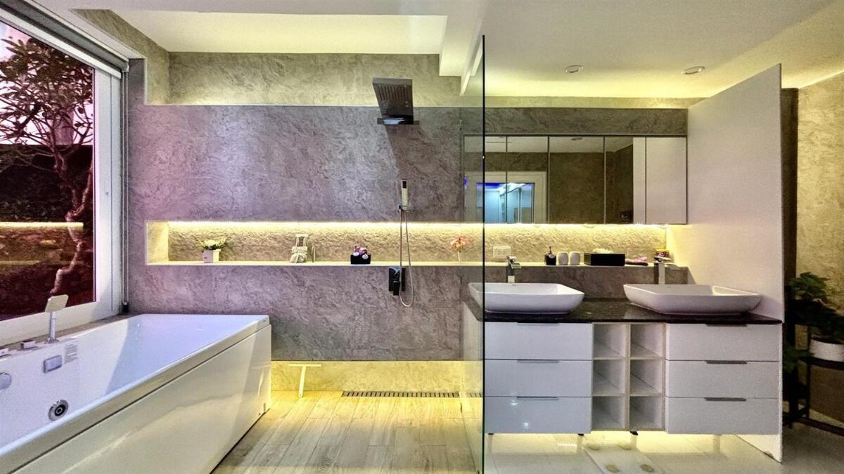 Sawansa 33a 400m2 Luxury Seaview Pool Near Villa Patong