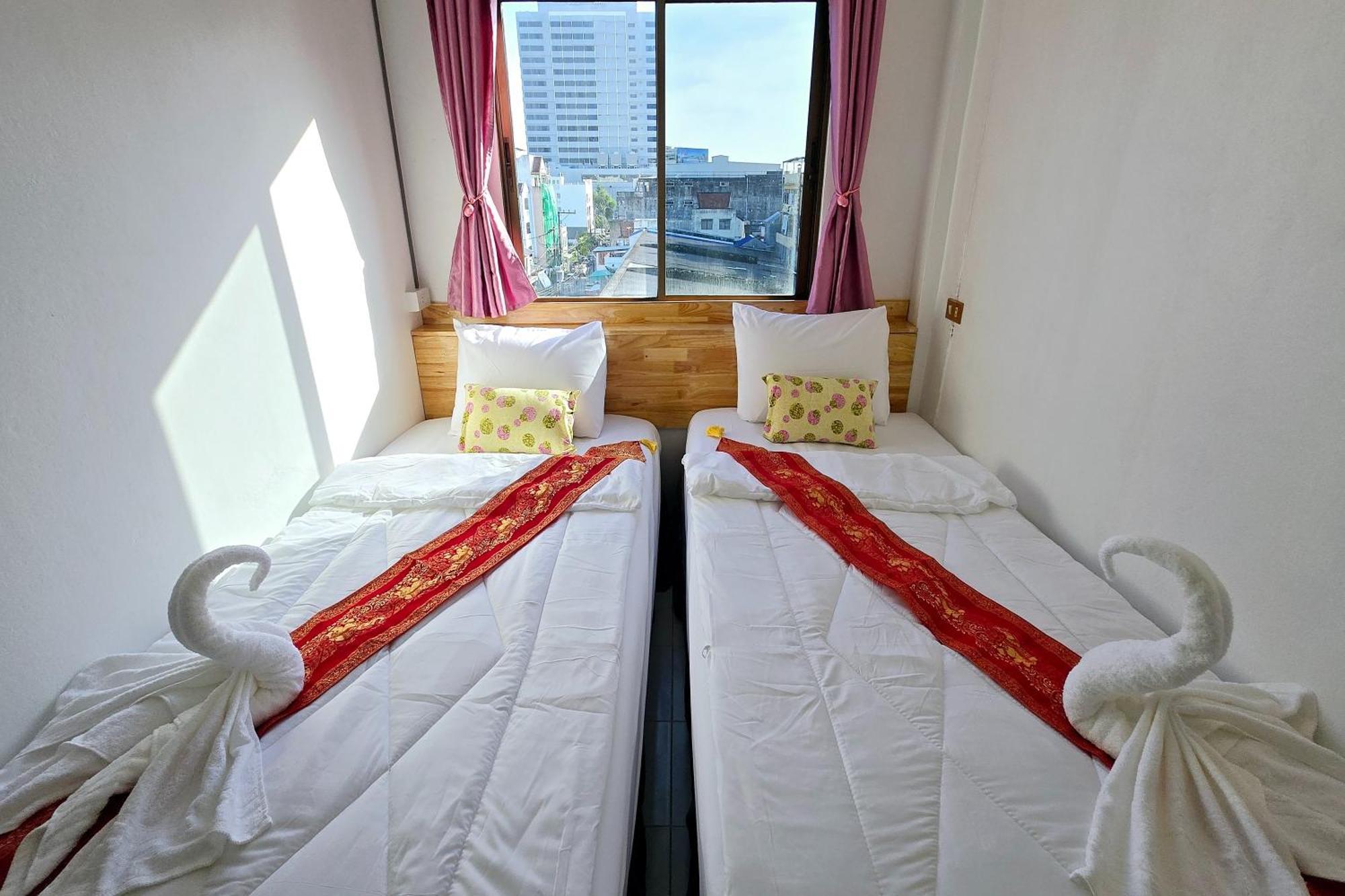 Hotel Mt Friend Phuket