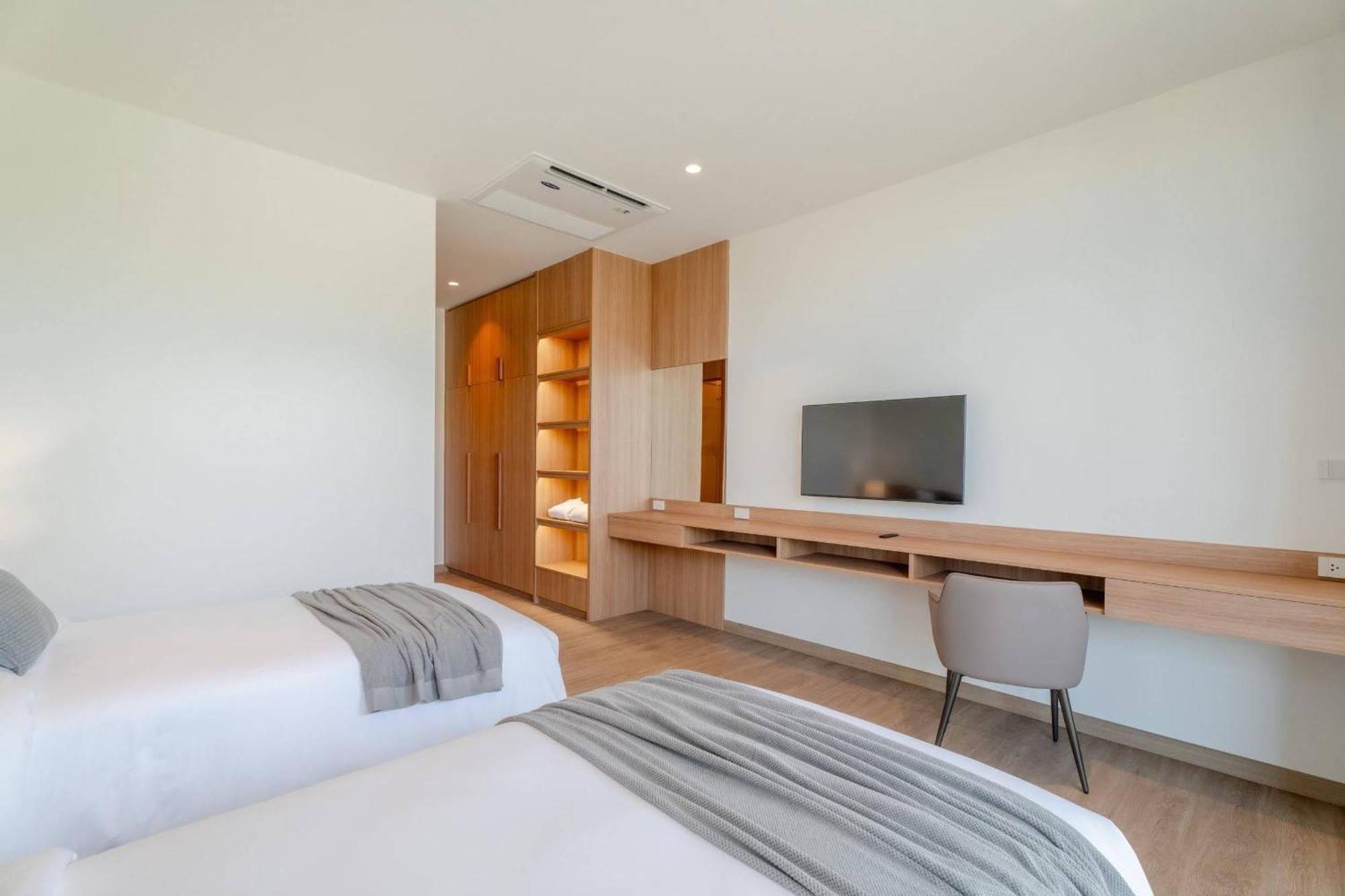 Modern Tropical Pool 164 - Saiyuan Villa *