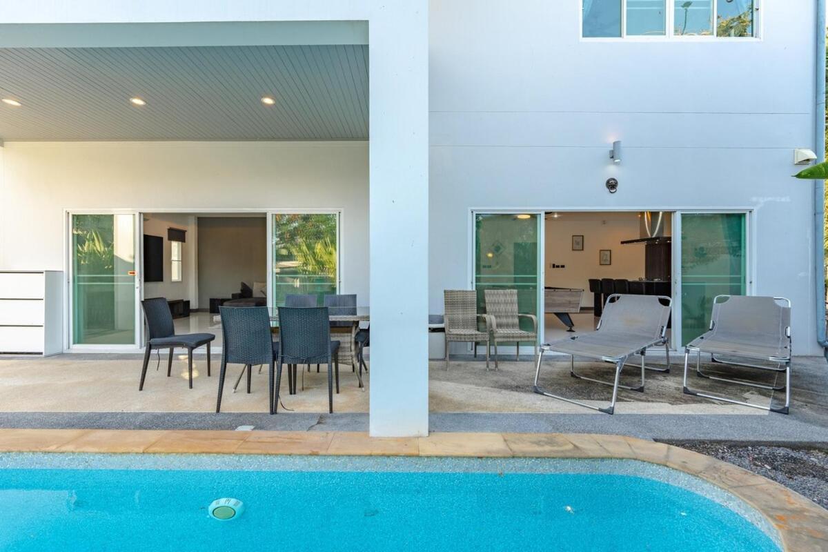 V161 4br Heart Of Rawai, Large Pool , Pool Table Villa Rawai