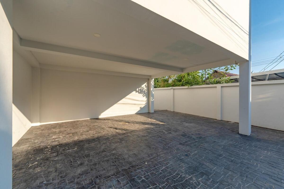 V161 4br Heart Of Rawai, Large Pool , Pool Table Villa *