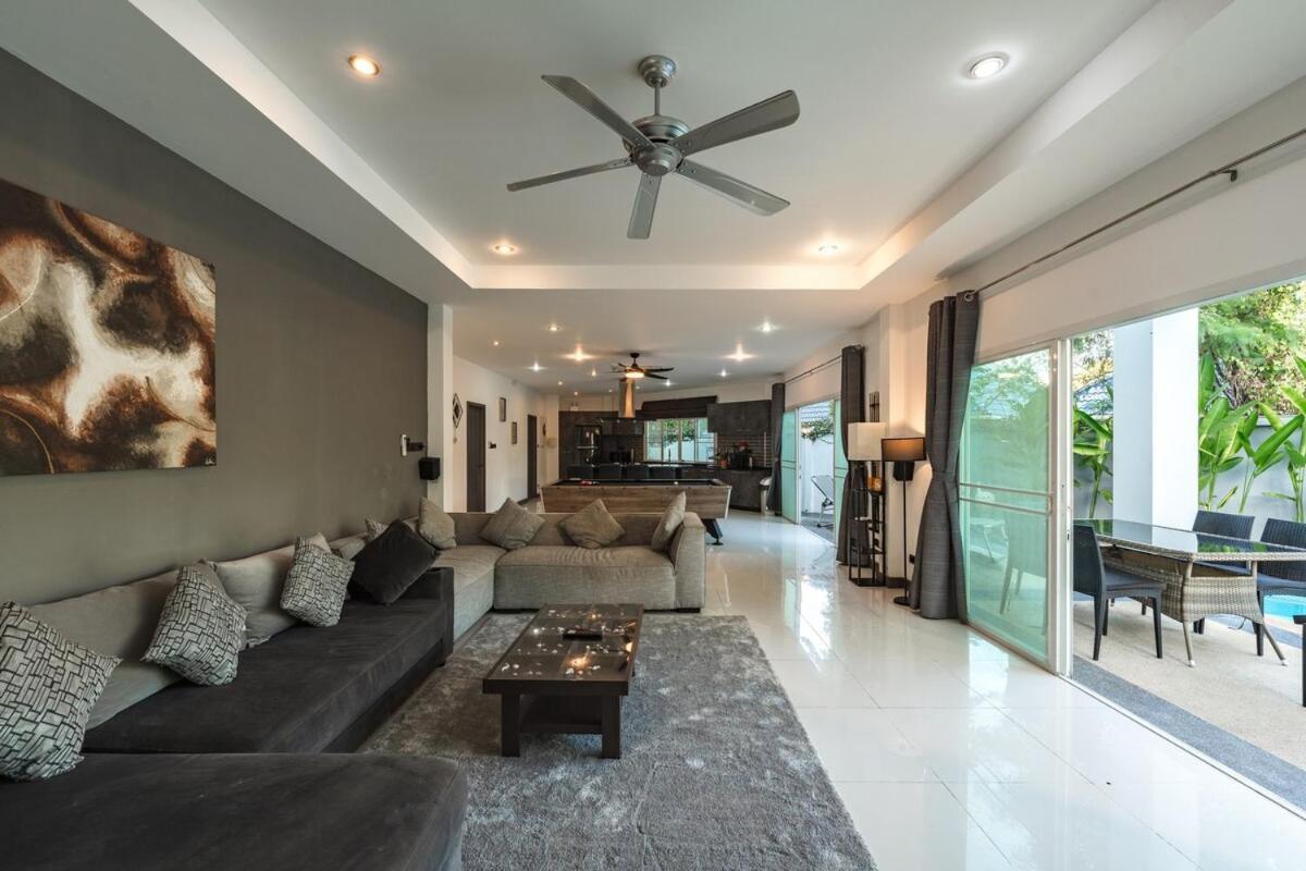 V161 4br Heart Of Rawai, Large Pool , Pool Table