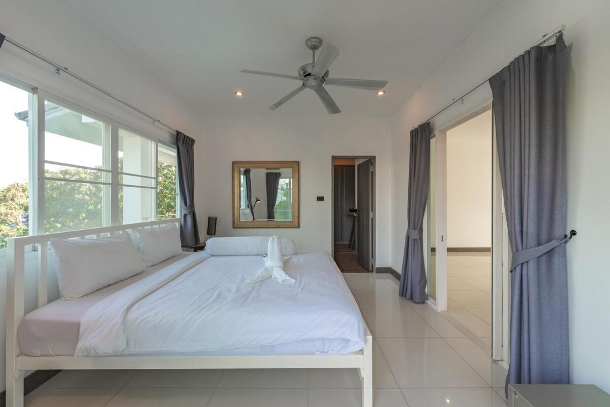 V161 4br Heart Of Rawai, Large Pool , Pool Table Rawai