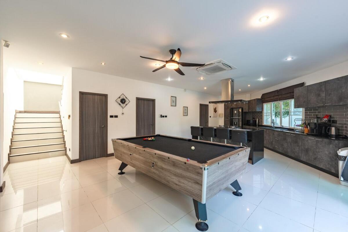 V161 4br Heart Of Rawai, Large Pool , Pool Table Rawai