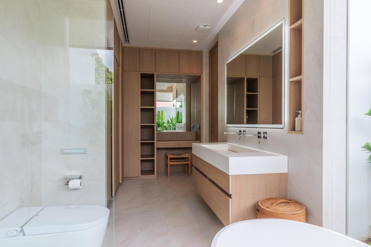 Ultra Modern Spacious Villa *