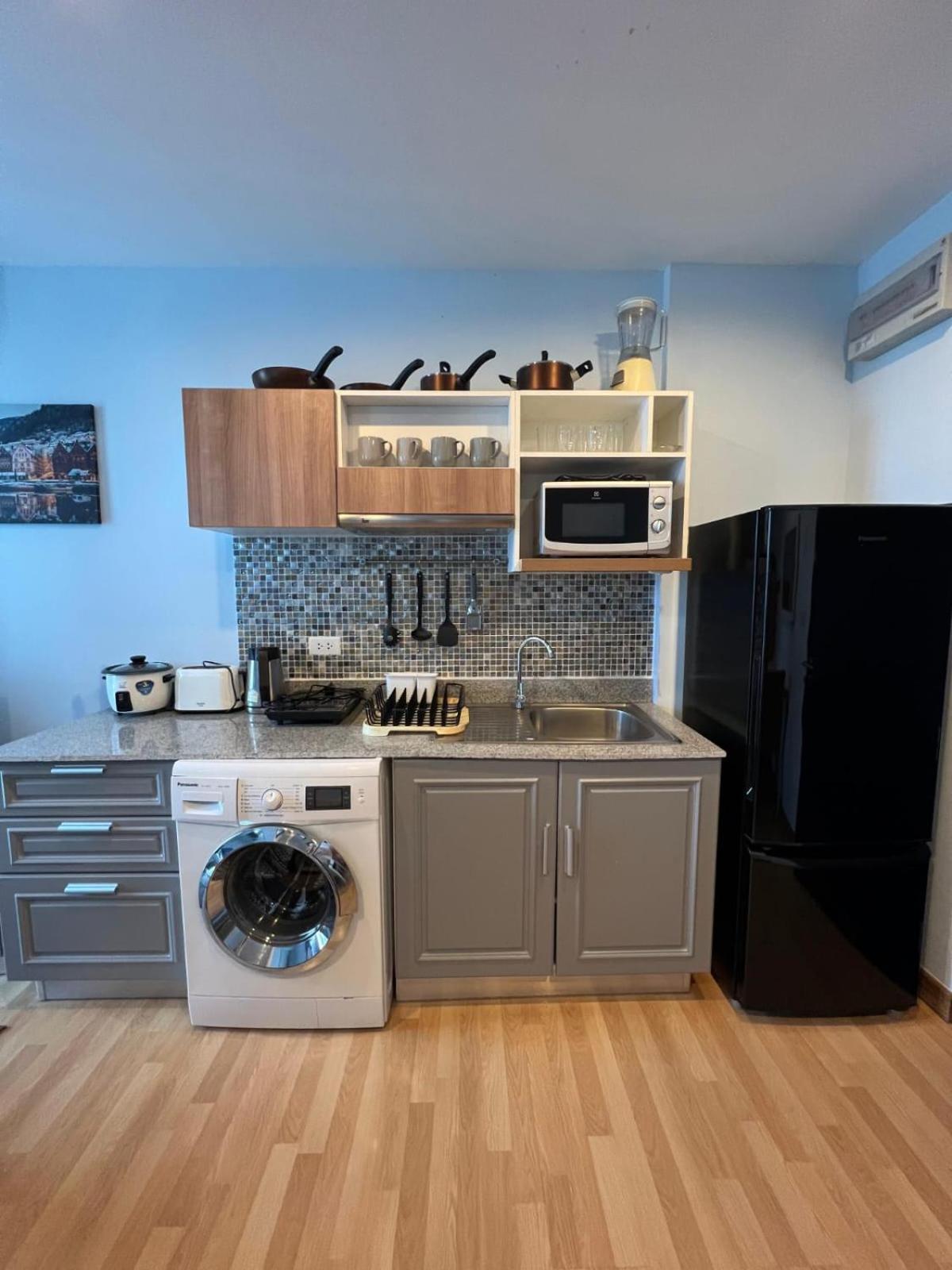Zcape 2 Boat Avenue 2 Bedroom By Sahana Apartment Phuket