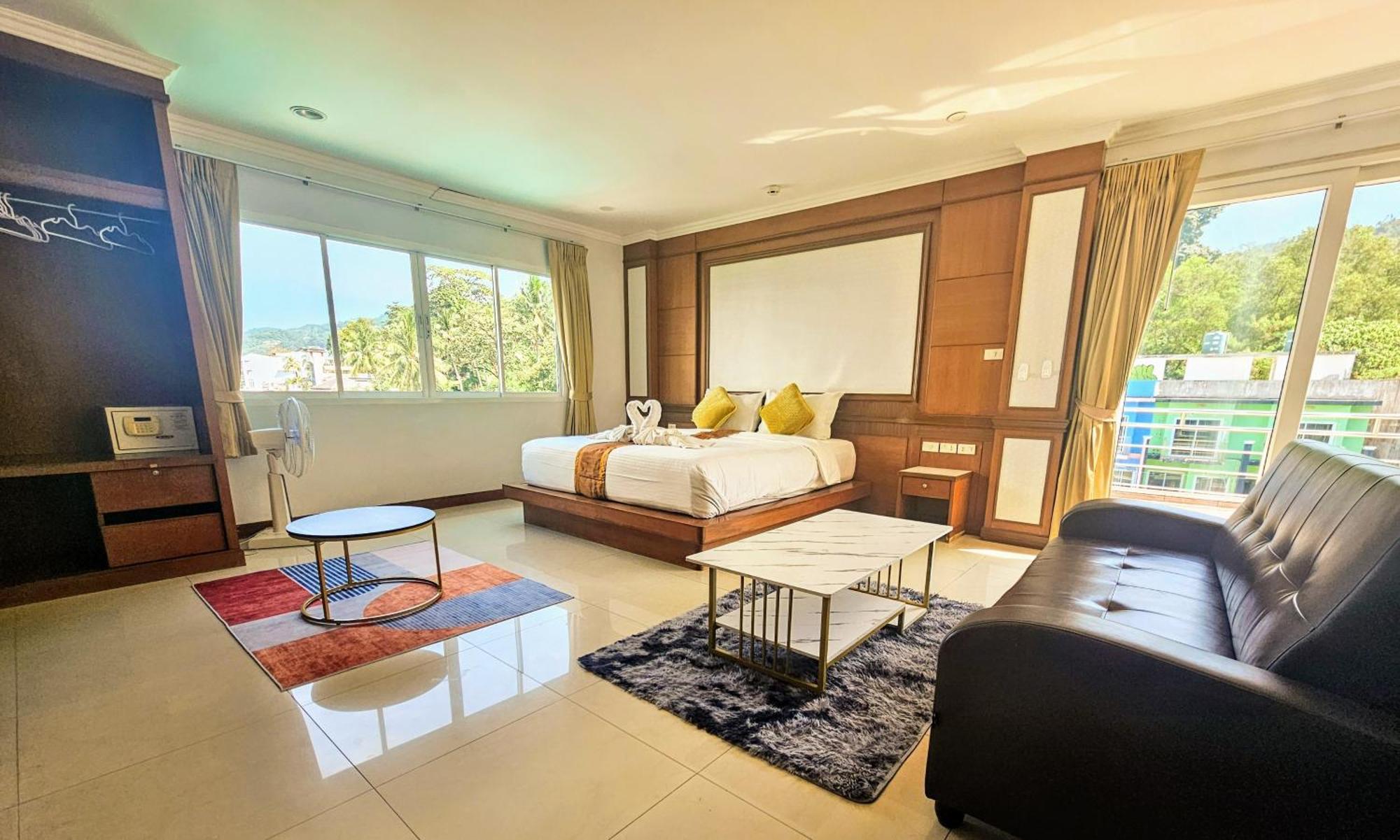 Hotel Sukcheewa Phuket Patong