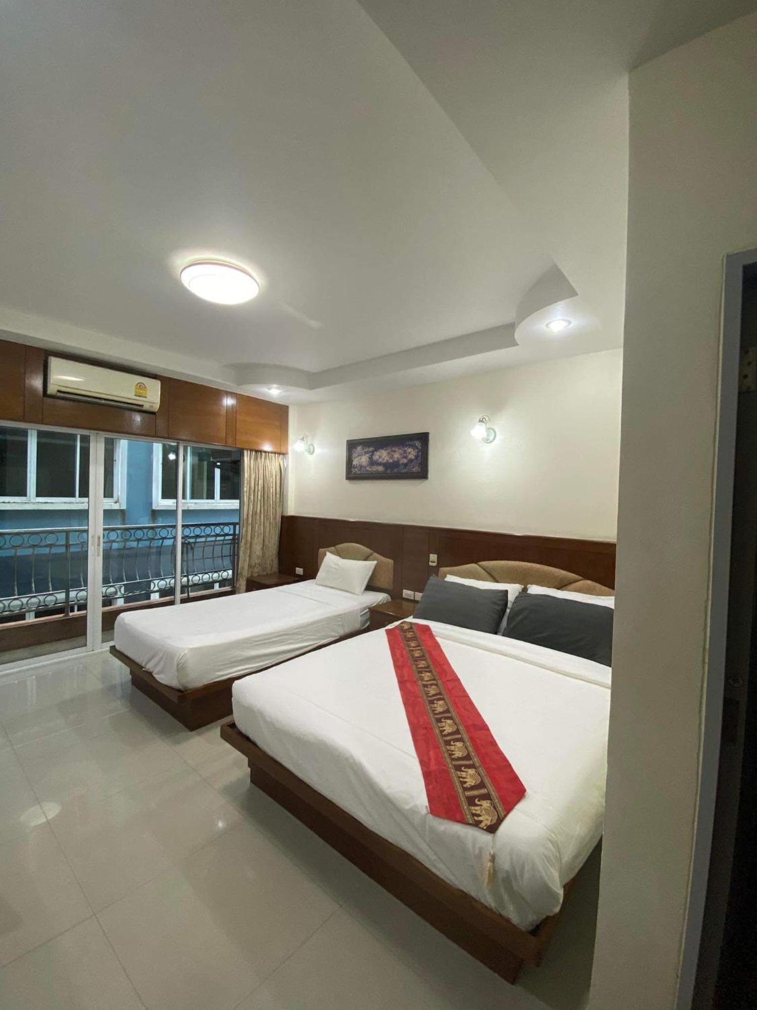 Hotel I Spaghetti Patong